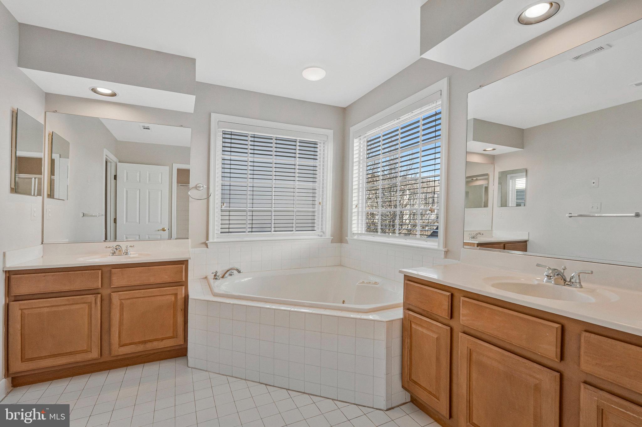 BELMONT GREENE - Residential