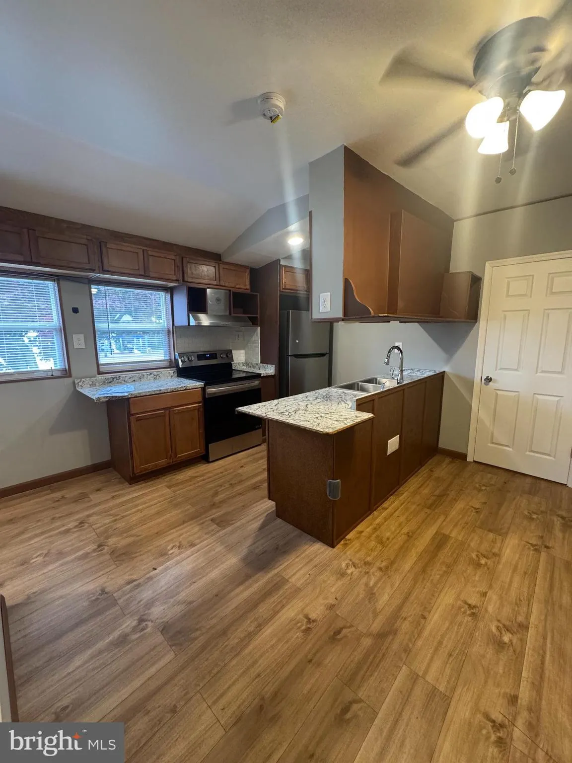 Frackville, Pennsylvania 17931, United States, 1 Bedroom Bedrooms, ,1 BathroomBathrooms,Residential,Active,234625