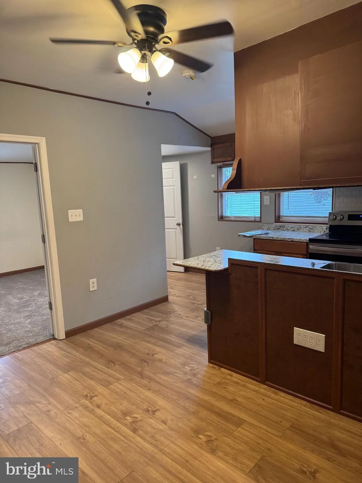 Frackville, Pennsylvania 17931, United States, 1 Bedroom Bedrooms, ,1 BathroomBathrooms,Residential,Active,234625