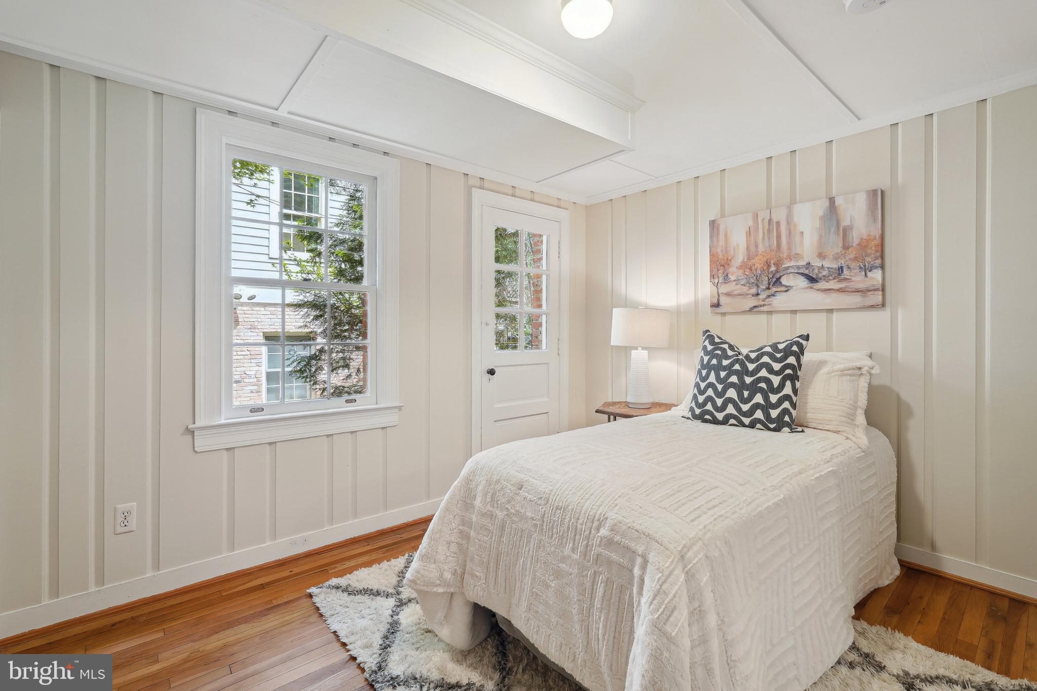 NORTH CLEVELAND PARK - Residential