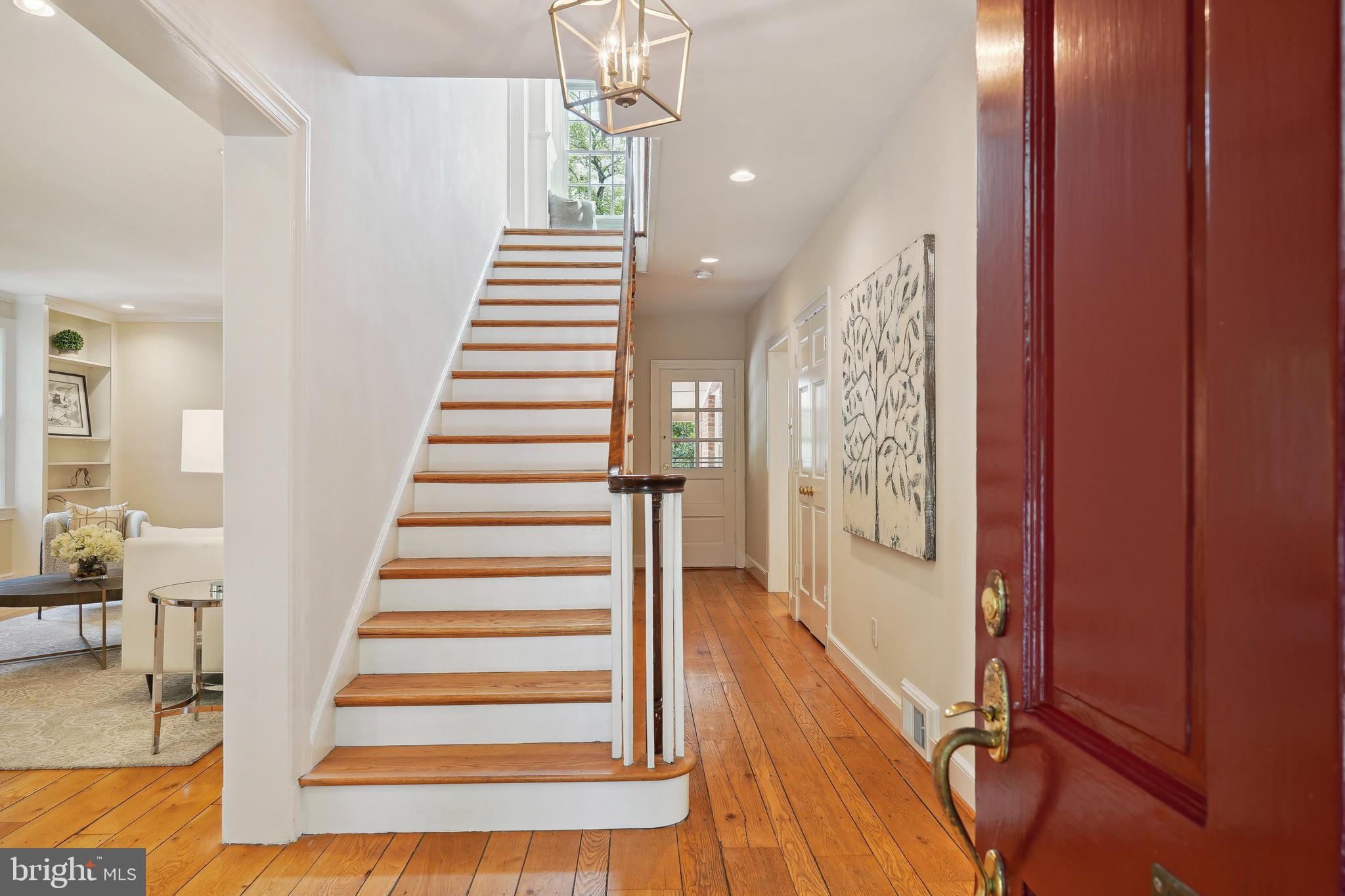 NORTH CLEVELAND PARK - Residential