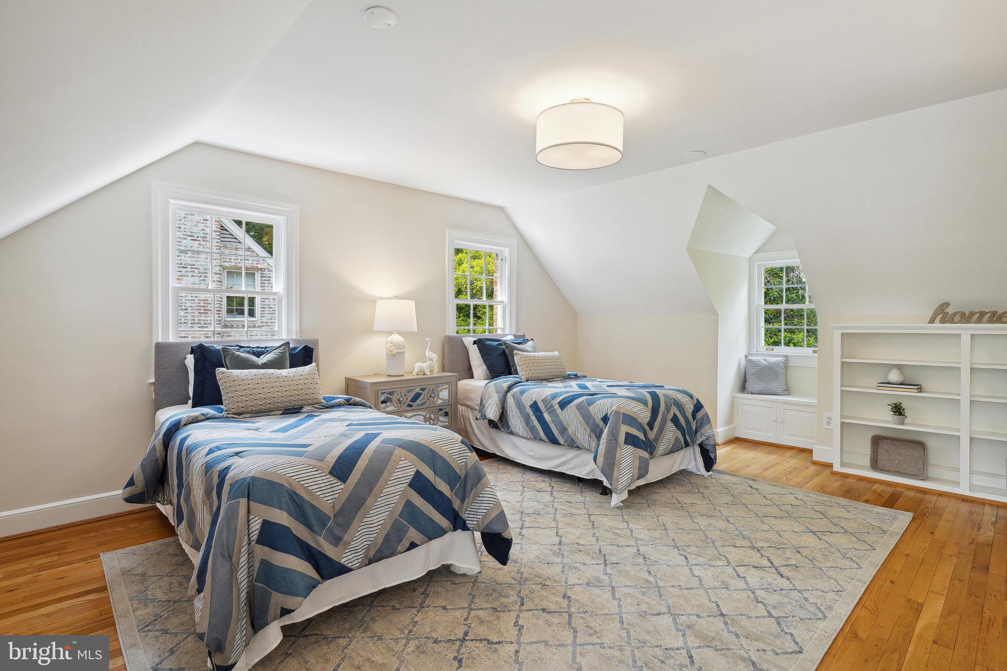 NORTH CLEVELAND PARK - Residential