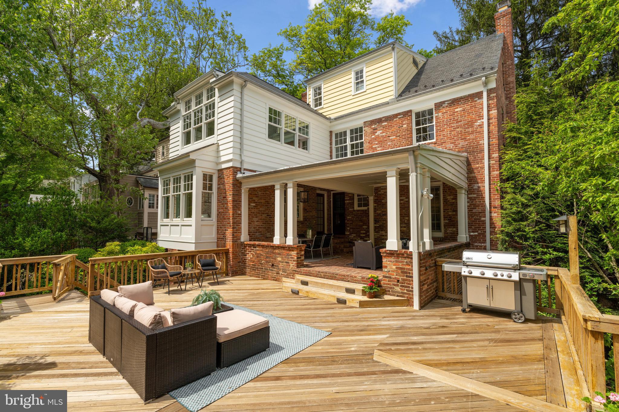 NORTH CLEVELAND PARK - Residential
