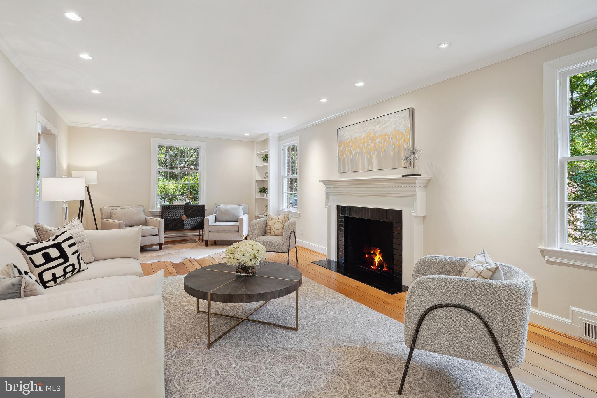 NORTH CLEVELAND PARK - Residential
