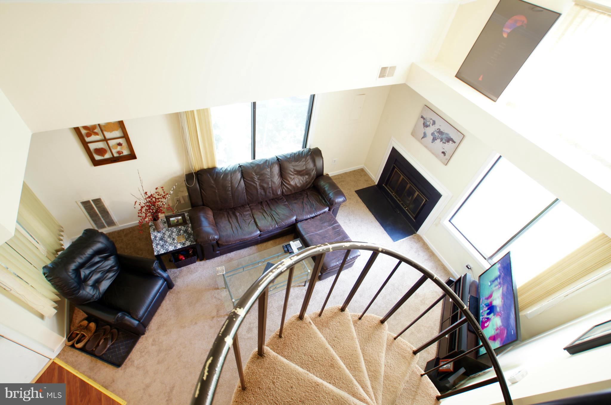 CHRISTOPHER COURT - Residential Lease