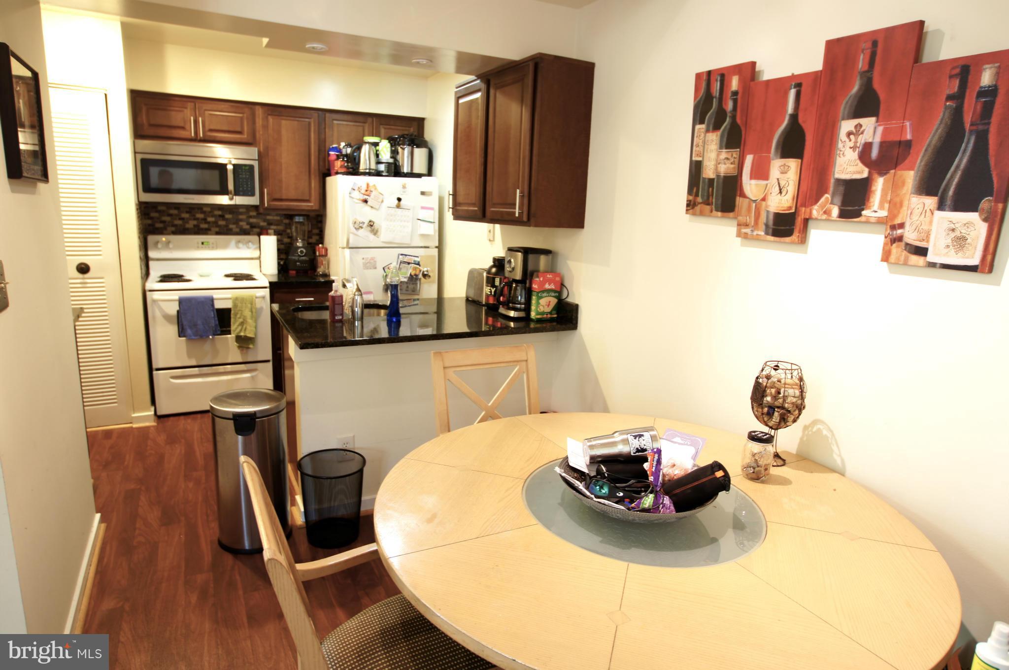 CHRISTOPHER COURT - Residential Lease