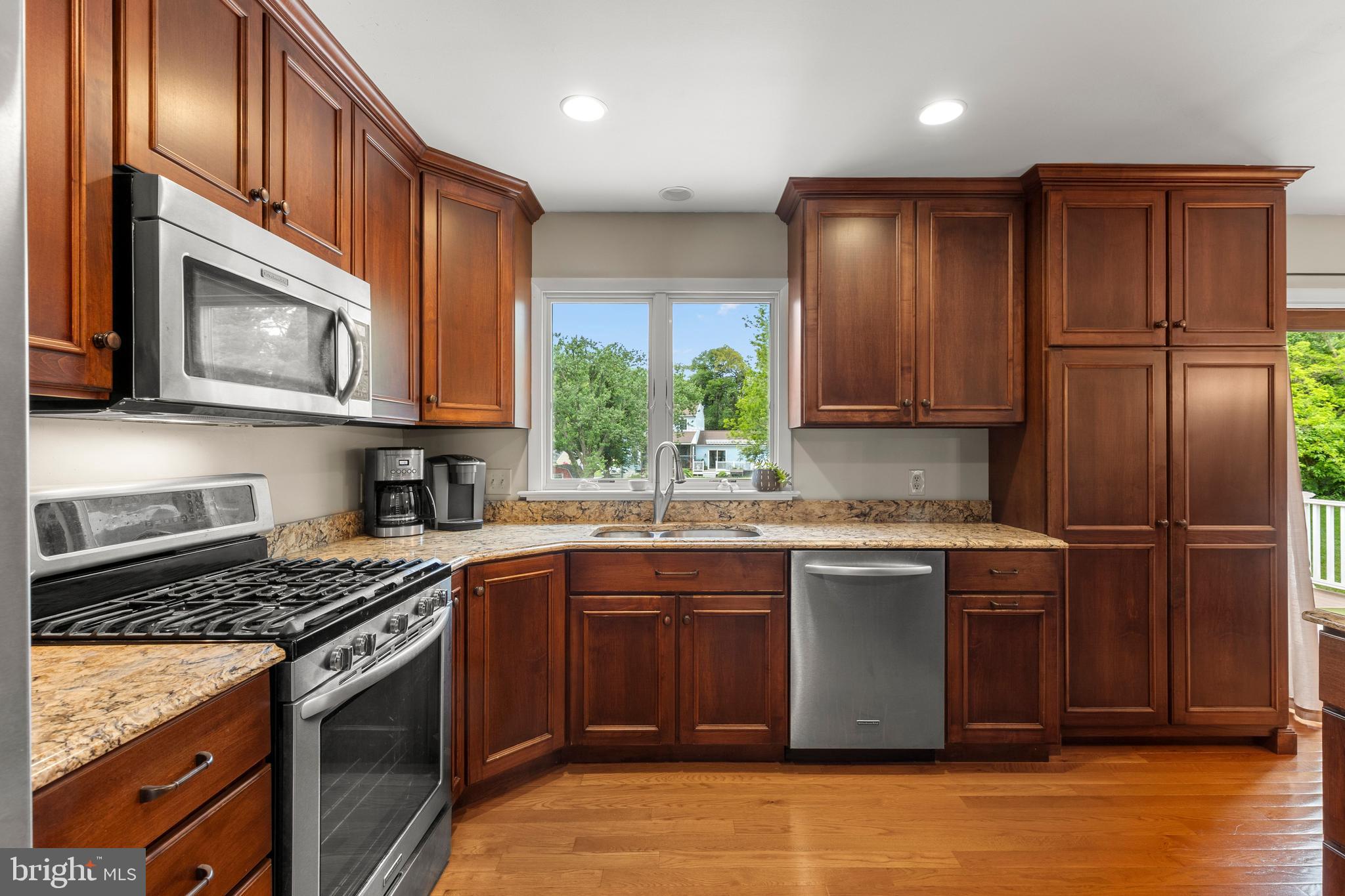 HORIZON VIEW ESTATES - Residential