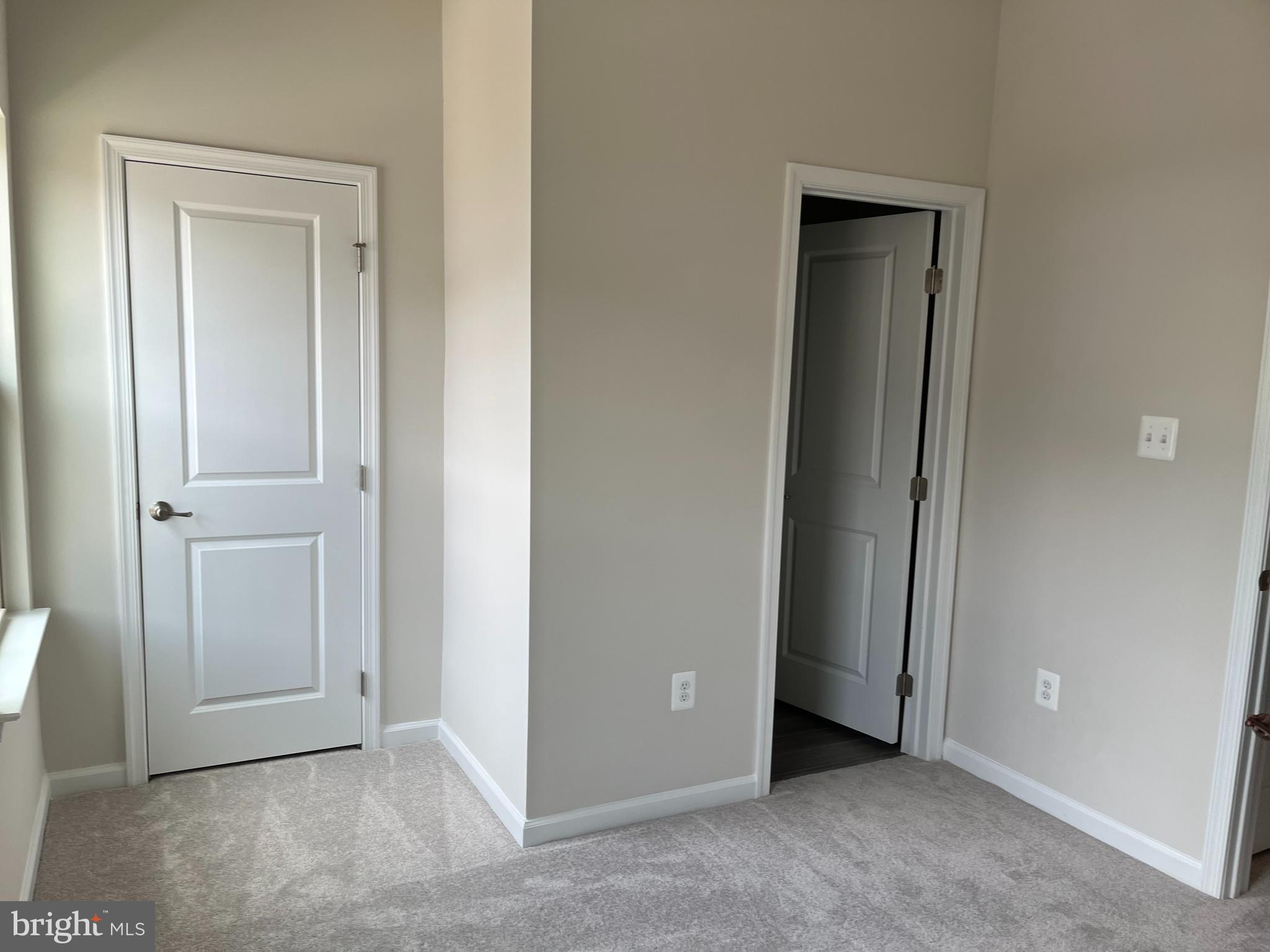 PARKSIDE - Residential Lease