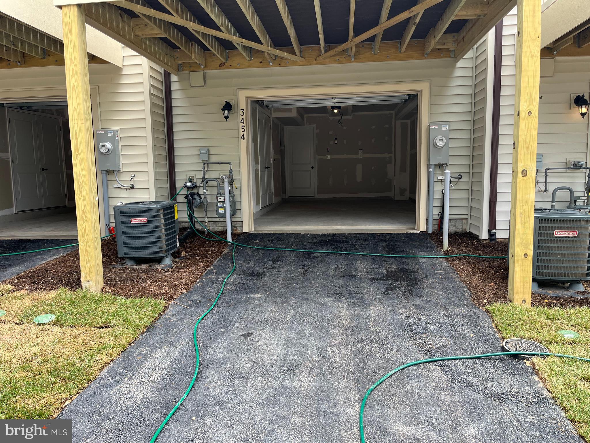 PARKSIDE - Residential Lease