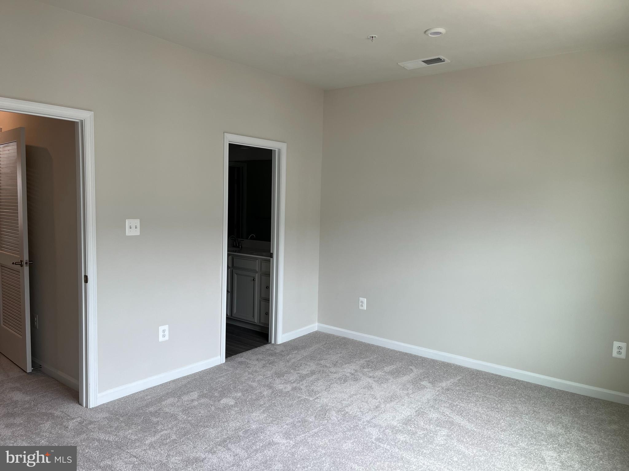 PARKSIDE - Residential Lease