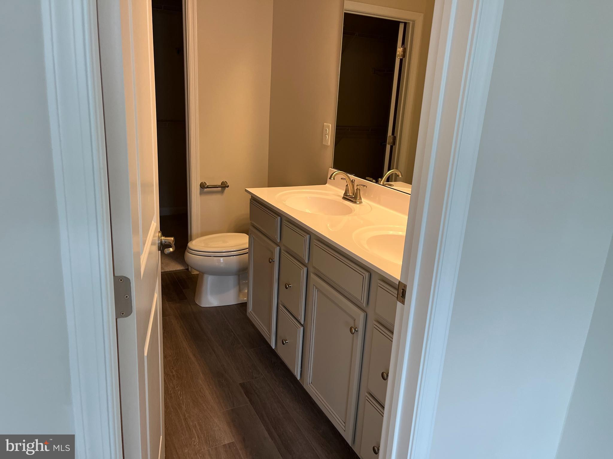 PARKSIDE - Residential Lease