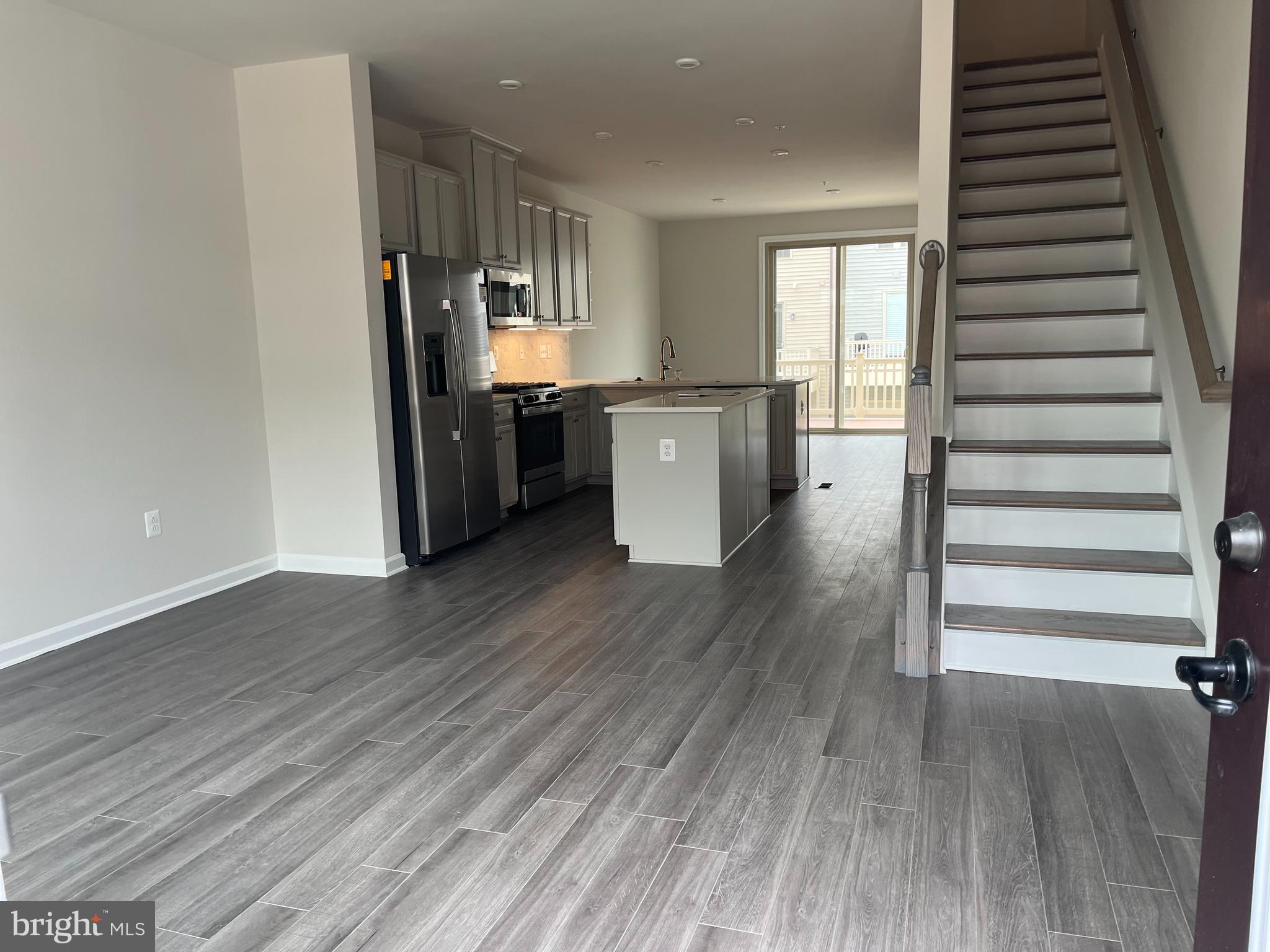 PARKSIDE - Residential Lease