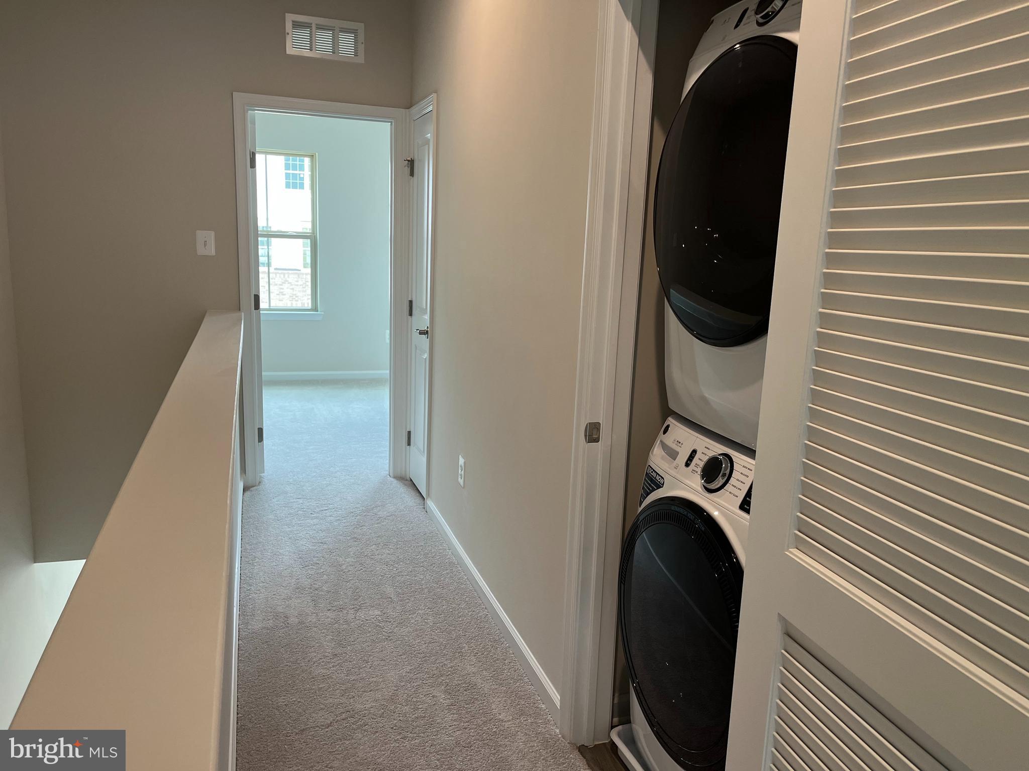 PARKSIDE - Residential Lease