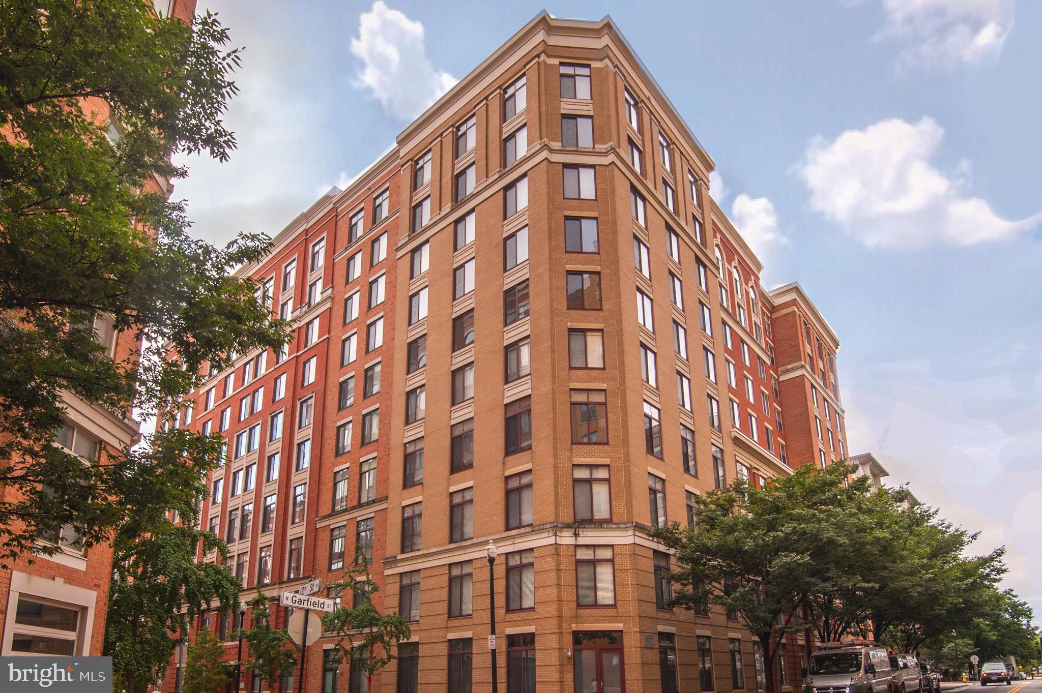 STATION SQUARE - Residential