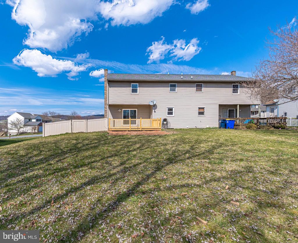 Photo of 51 RED STONE CIR, REINHOLDS, PA 17569 (MLS # PALA2031970)