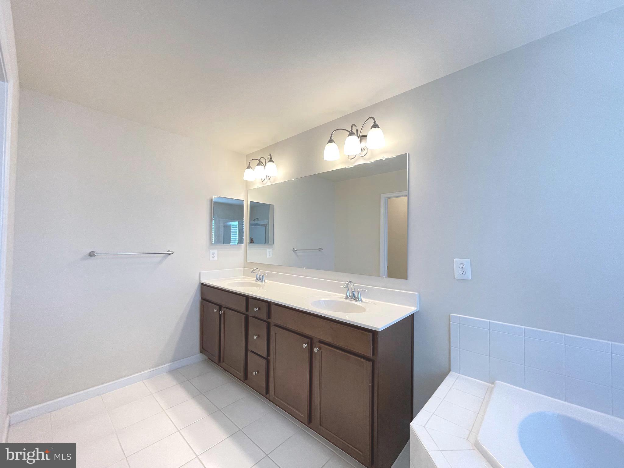 FIELDSTONE PRESERVE - Residential Lease