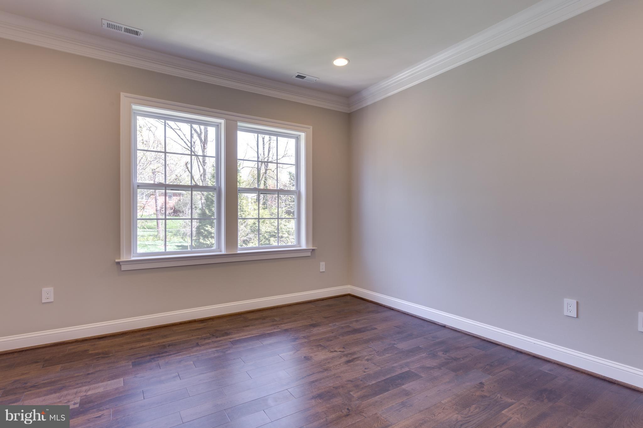 KENT GARDENS - Residential