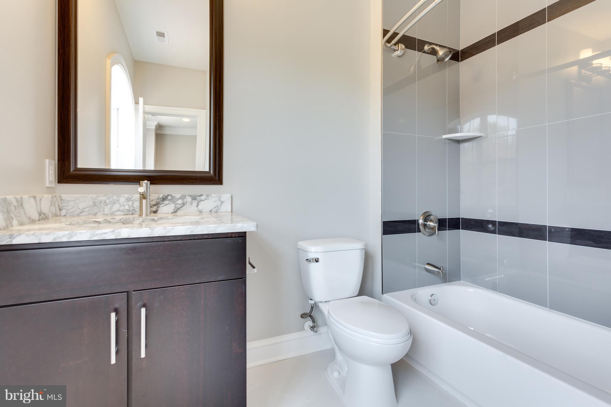 KENT GARDENS - Residential