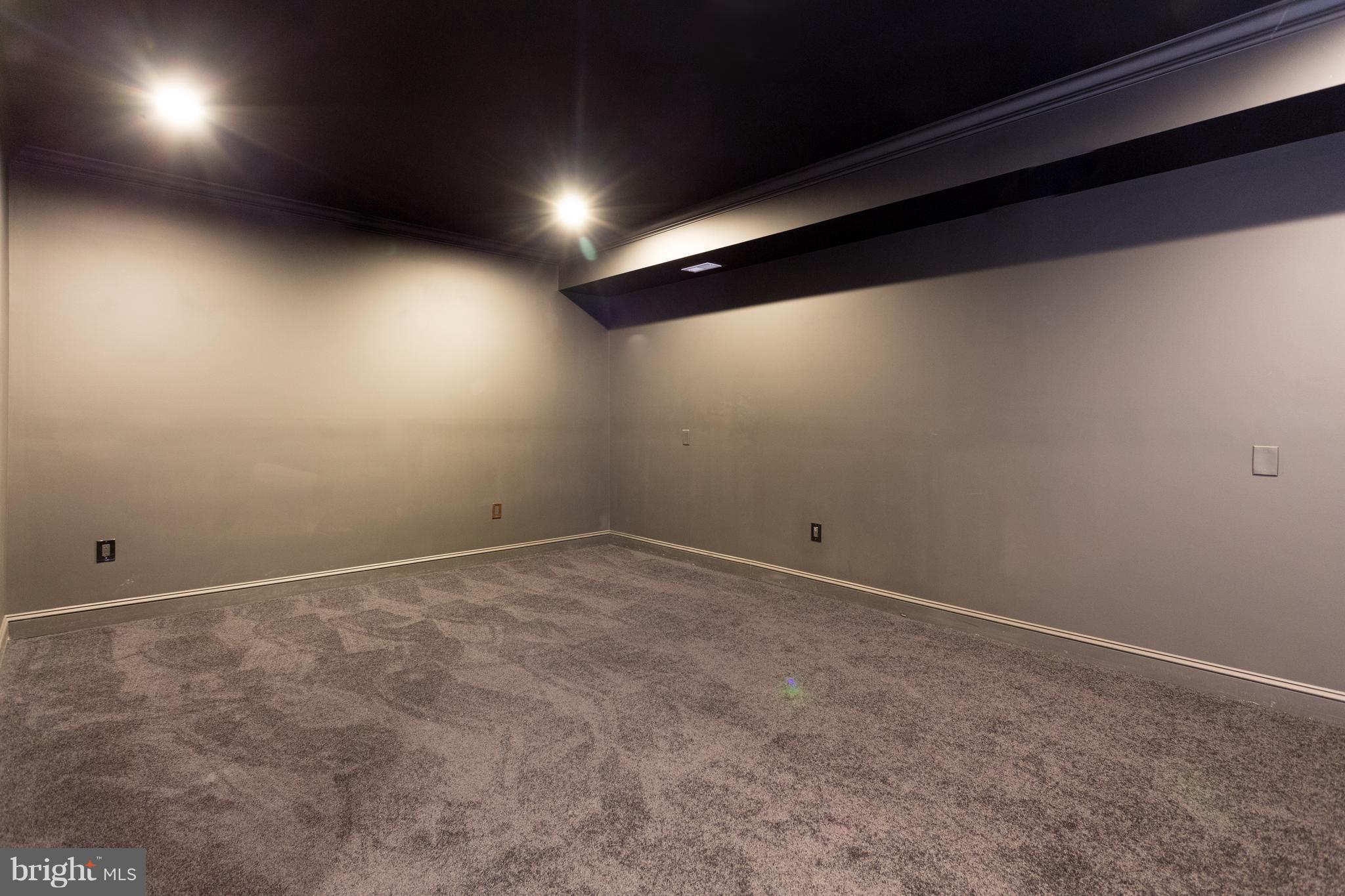 KENT GARDENS - Residential