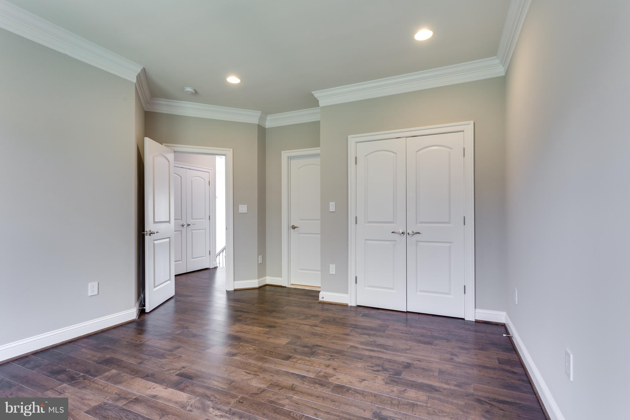 KENT GARDENS - Residential