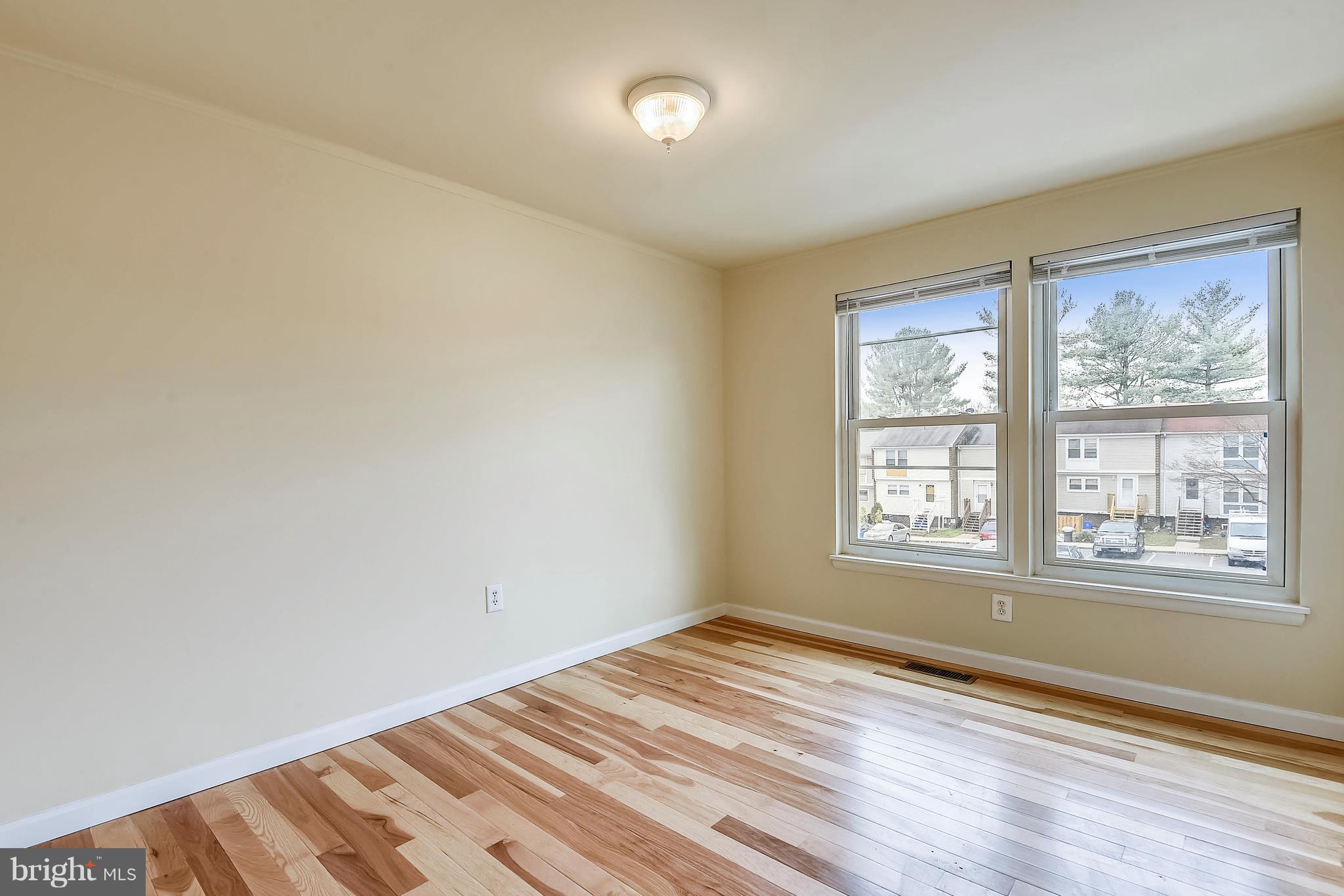 NORTH CREEK - Residential