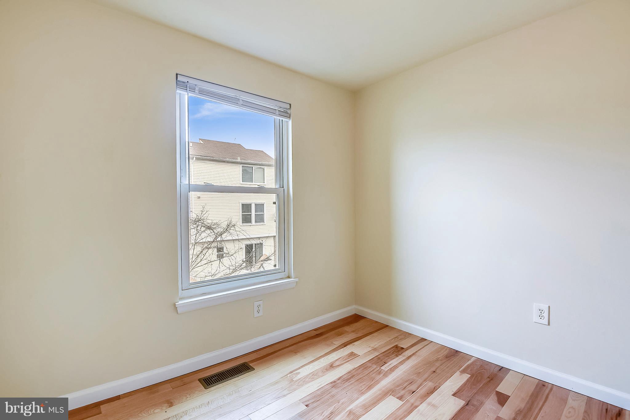 NORTH CREEK - Residential