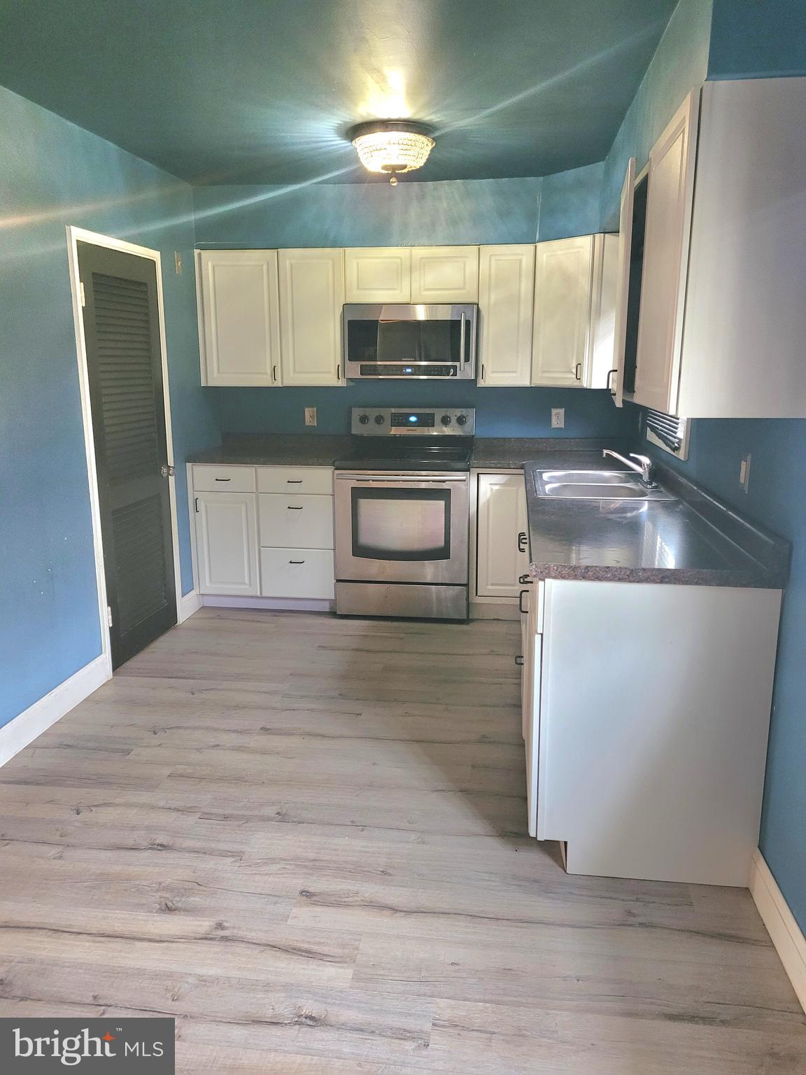 RODNEY VIL - Residential