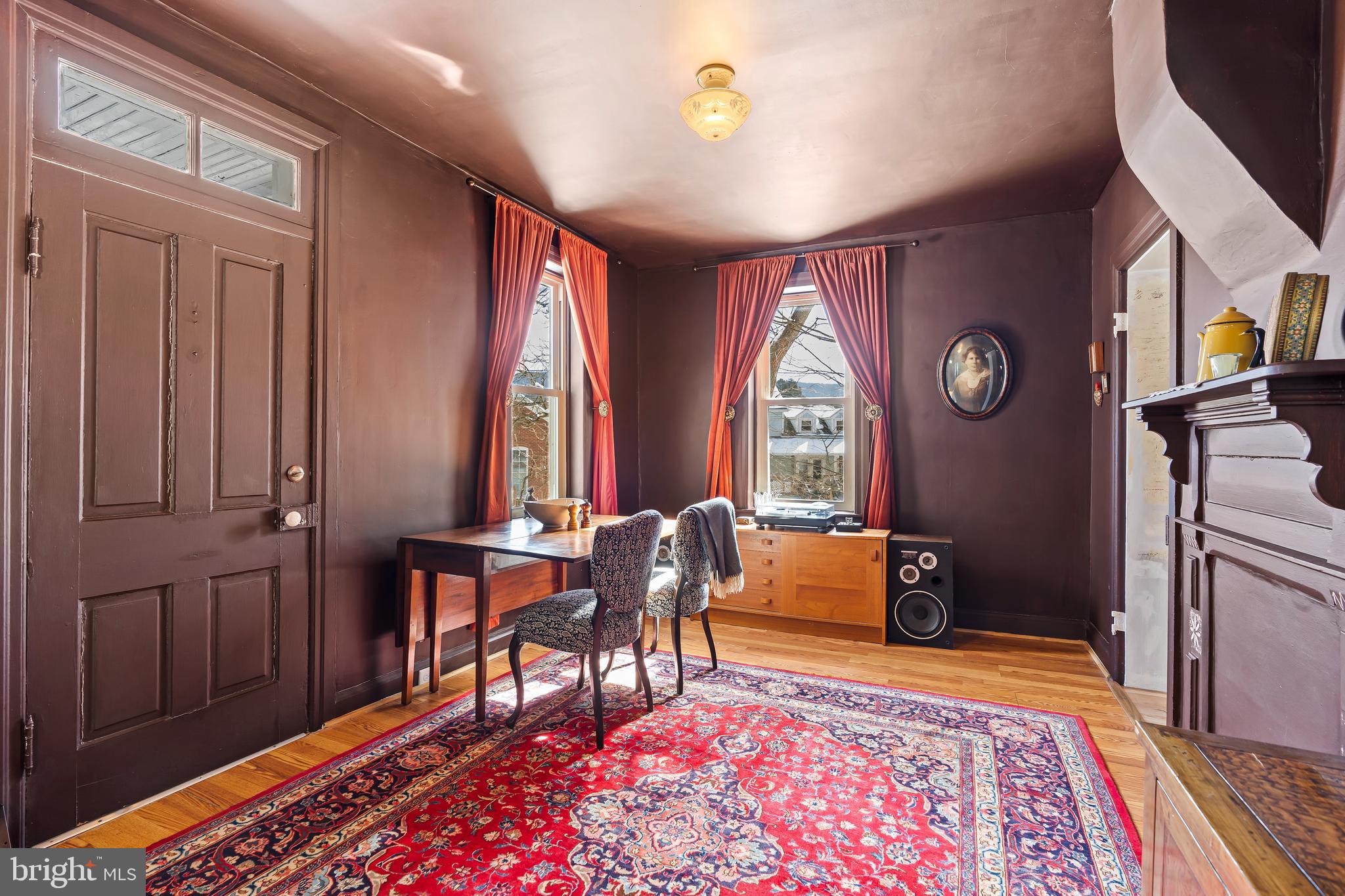 ROHRERSVILLE - Residential