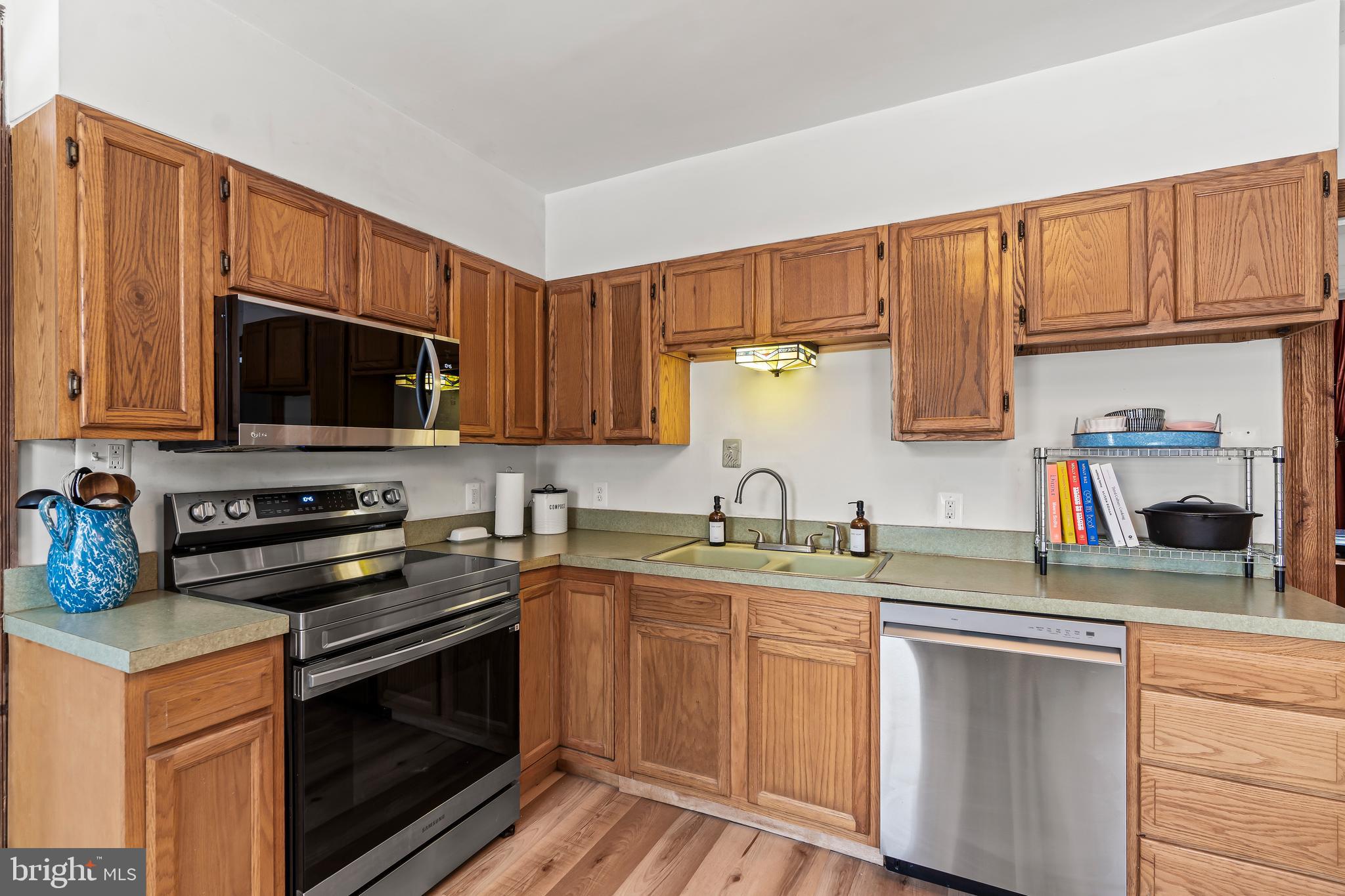 ROHRERSVILLE - Residential