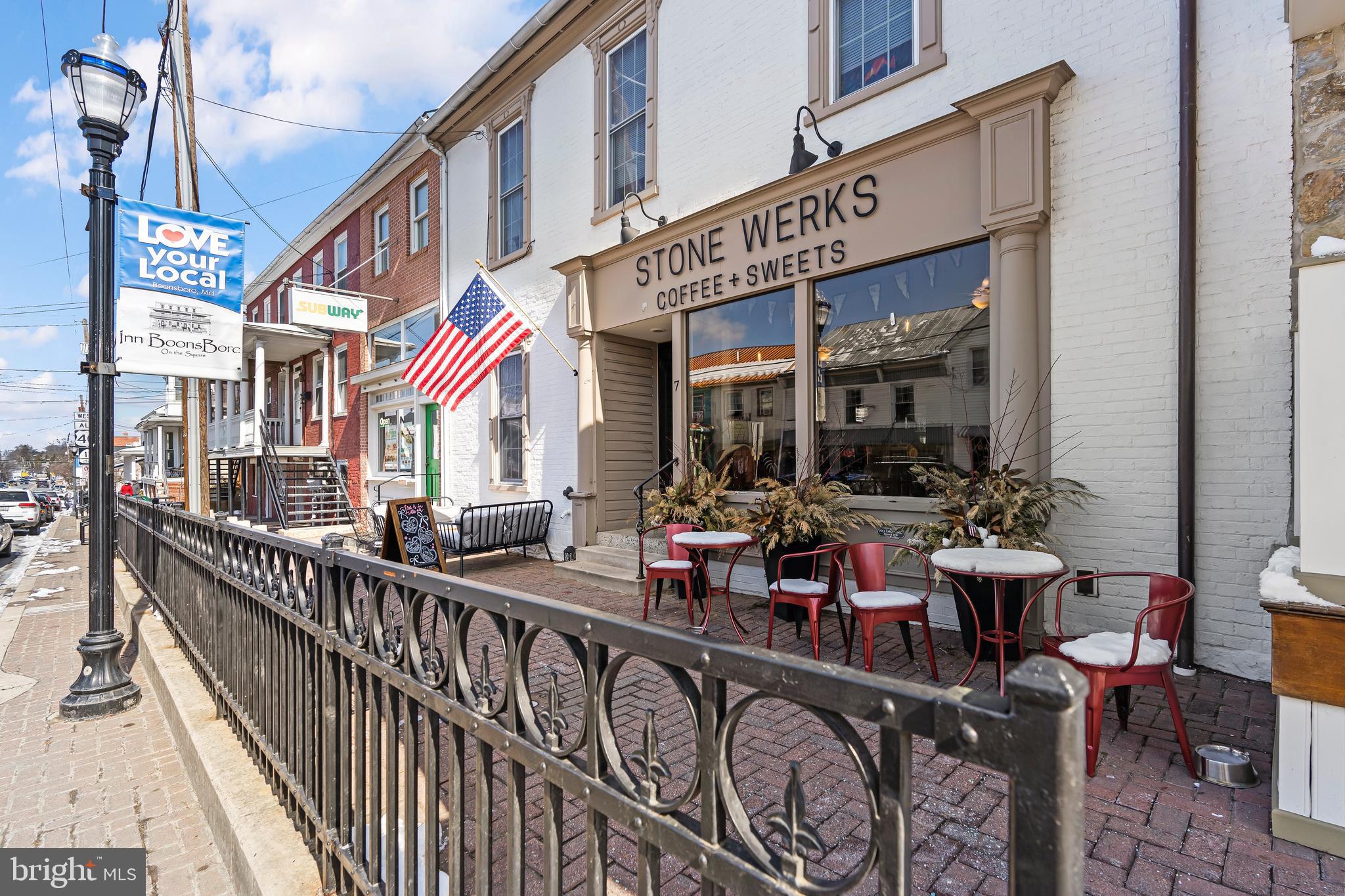 ROHRERSVILLE - Residential