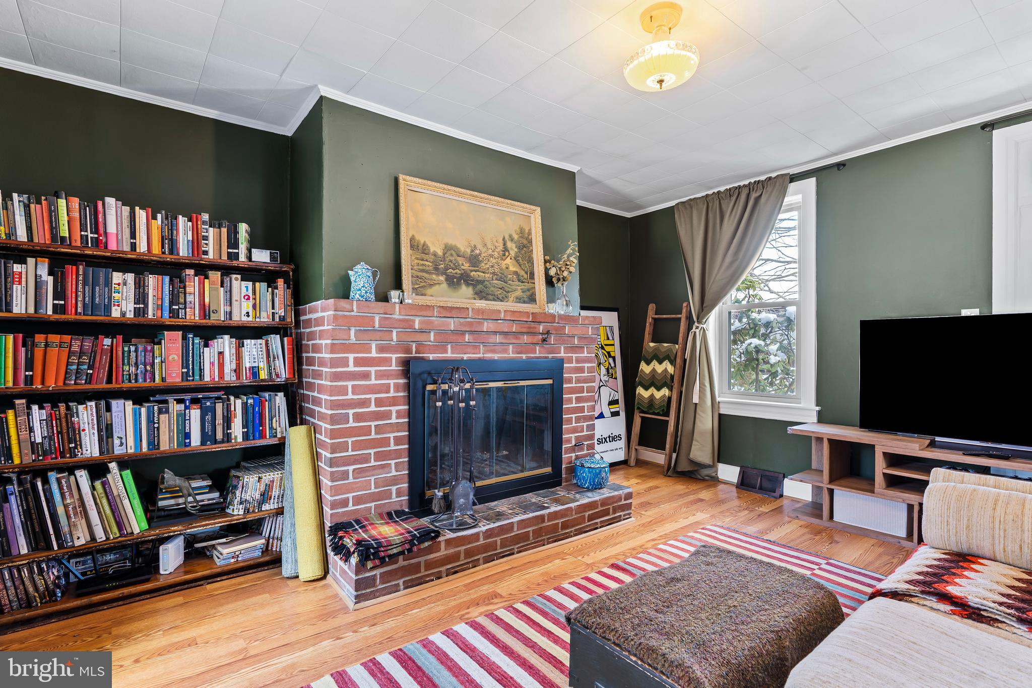 ROHRERSVILLE - Residential