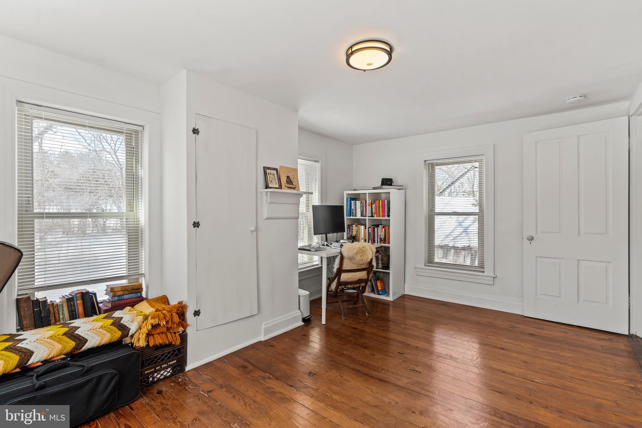 ROHRERSVILLE - Residential