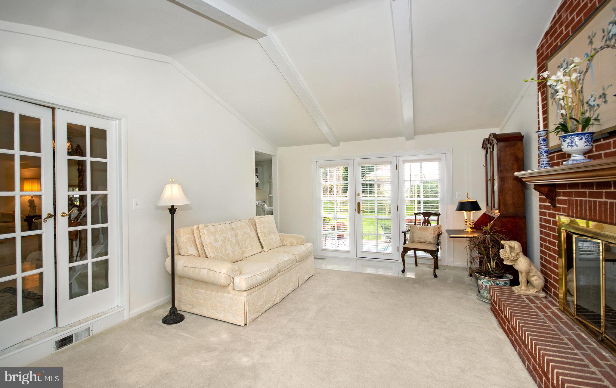 SPRINGDALE - Residential Lease