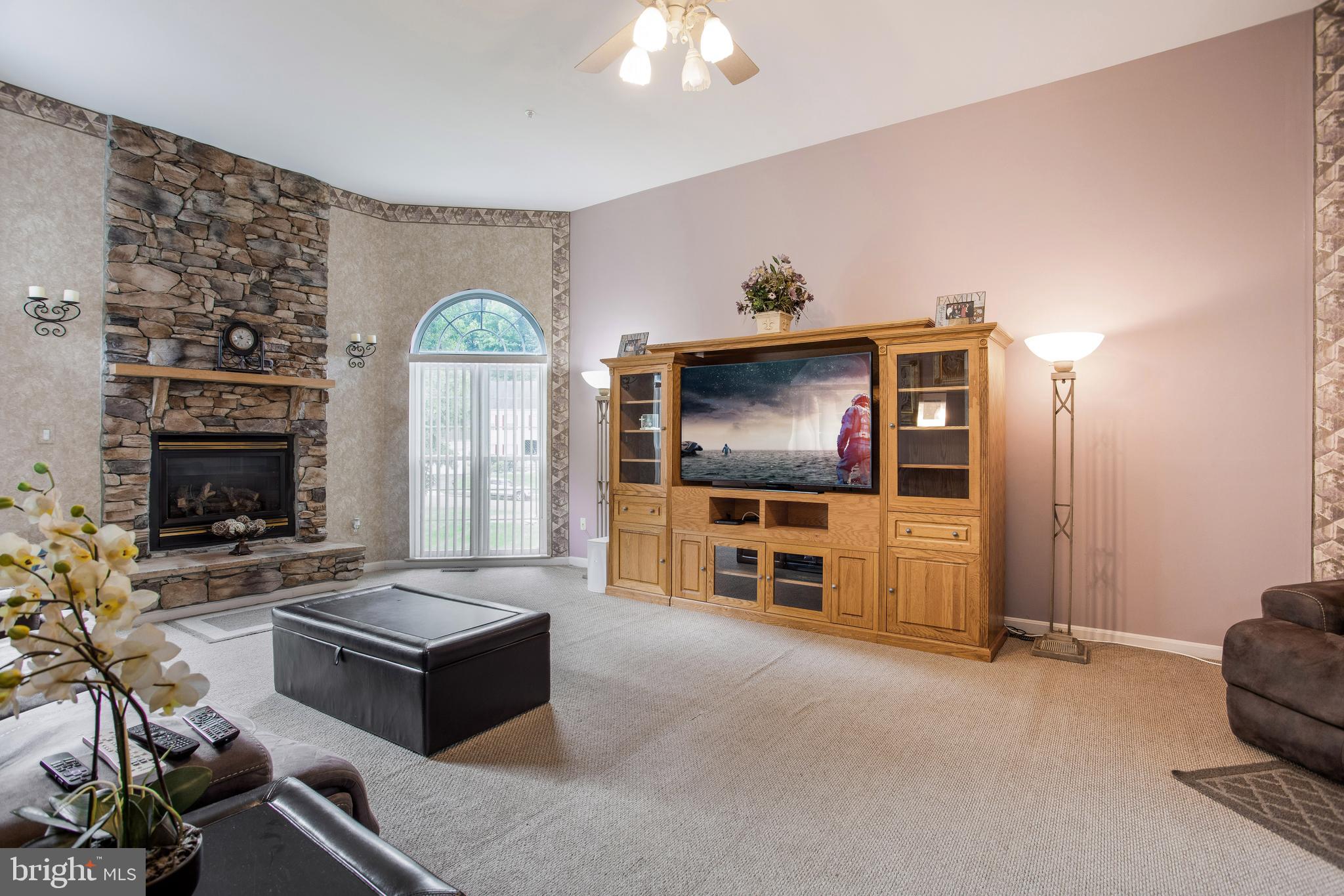 CHELTENHAM WOODS - Residential