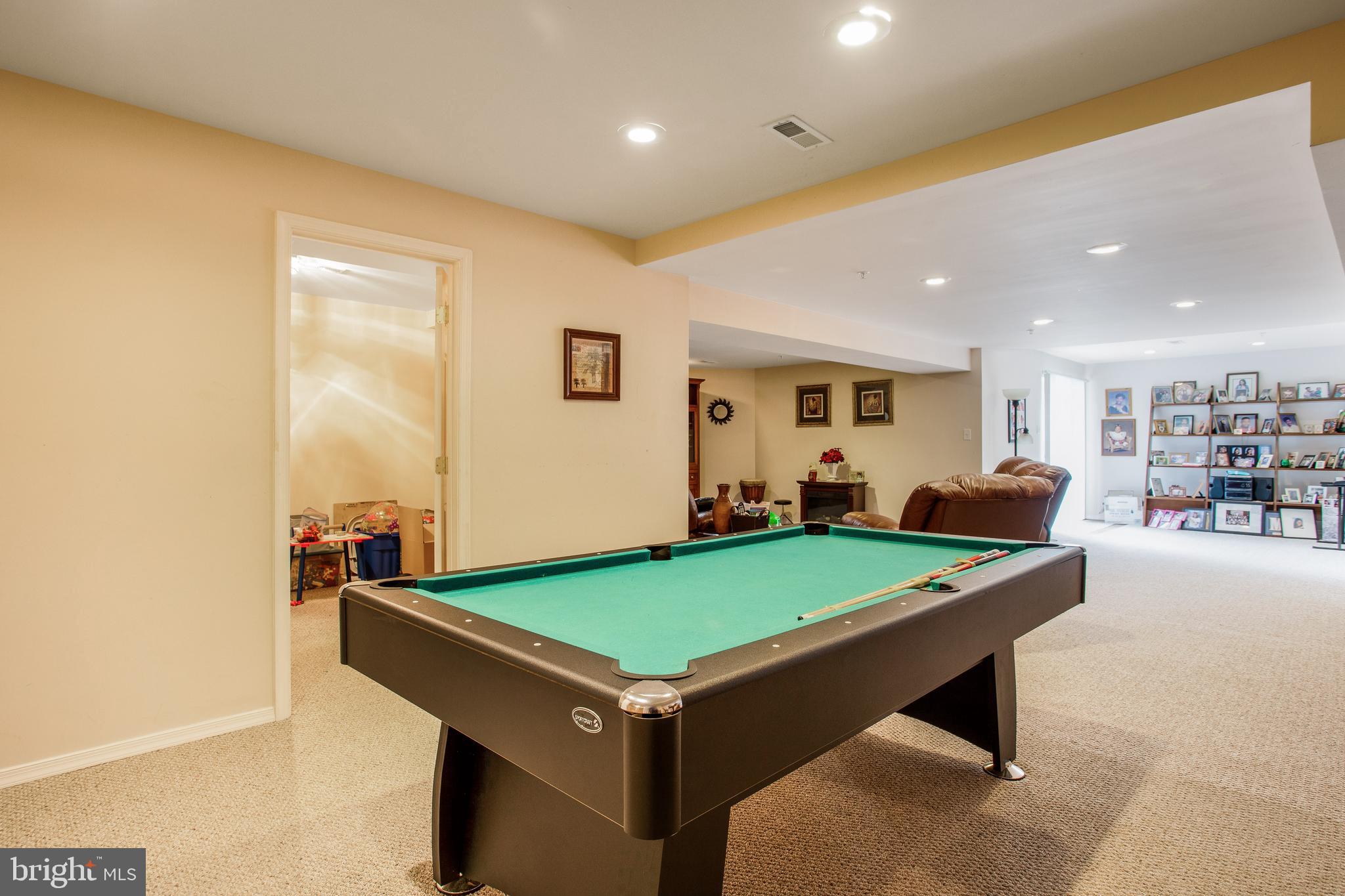 CHELTENHAM WOODS - Residential