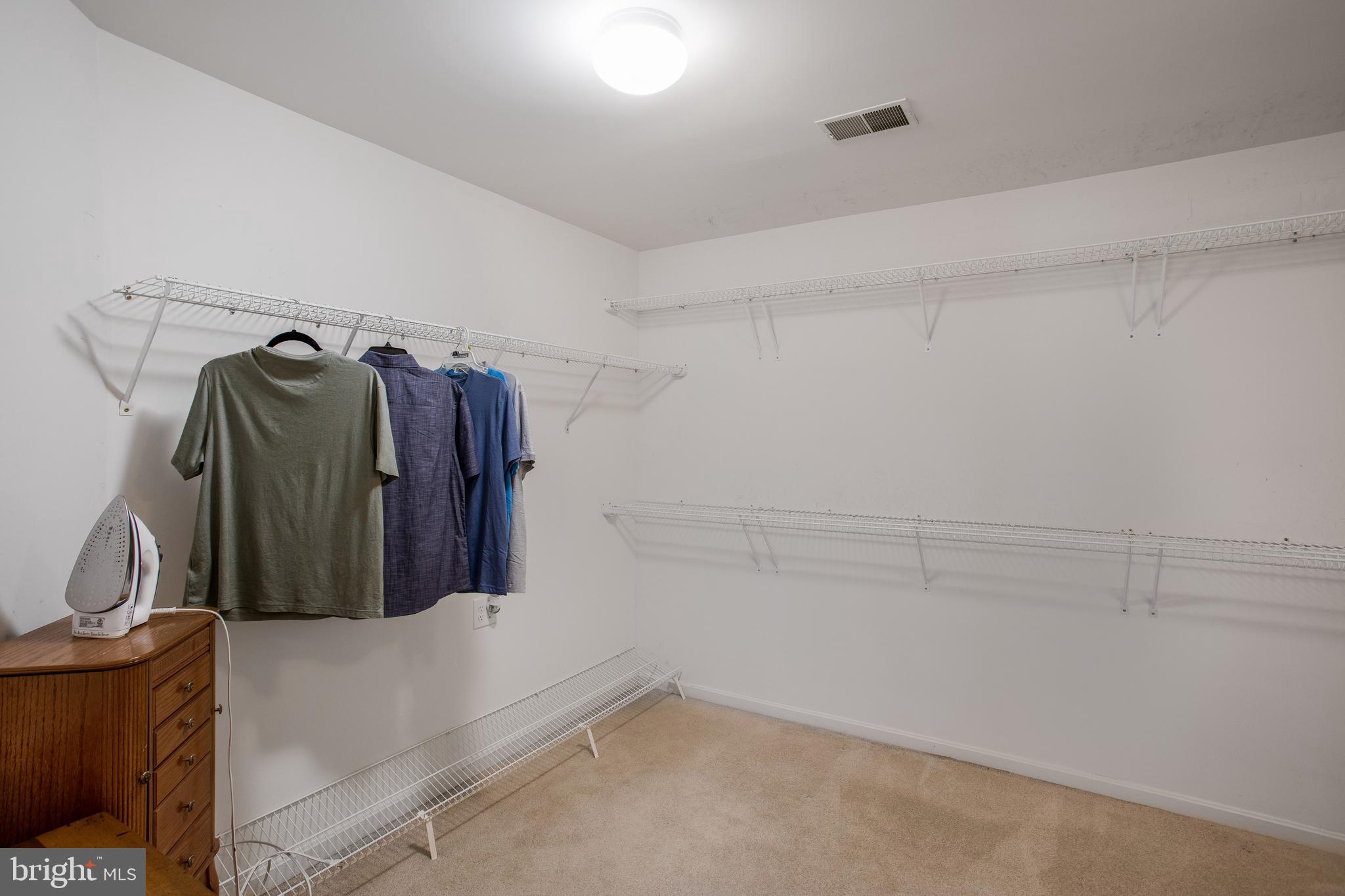 CHELTENHAM WOODS - Residential