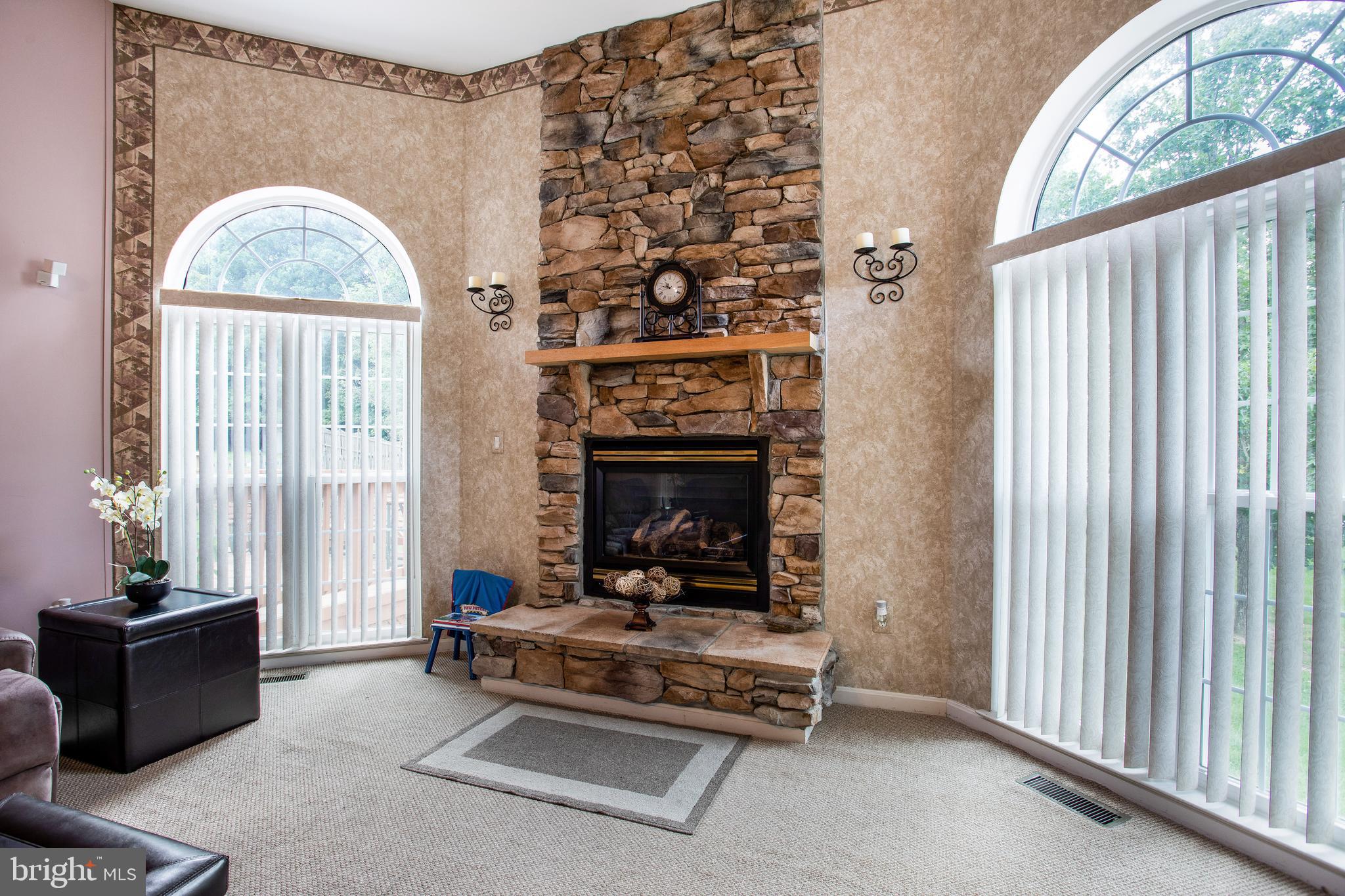 CHELTENHAM WOODS - Residential