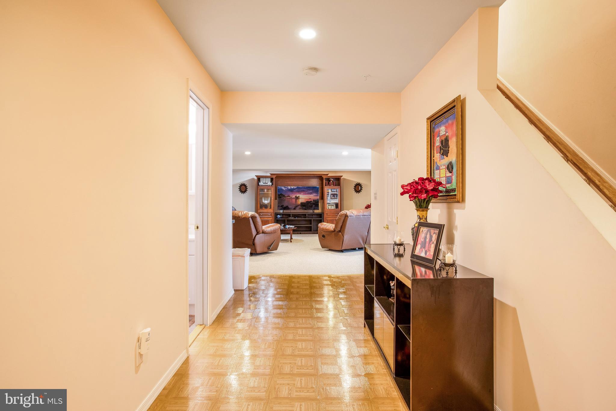 CHELTENHAM WOODS - Residential