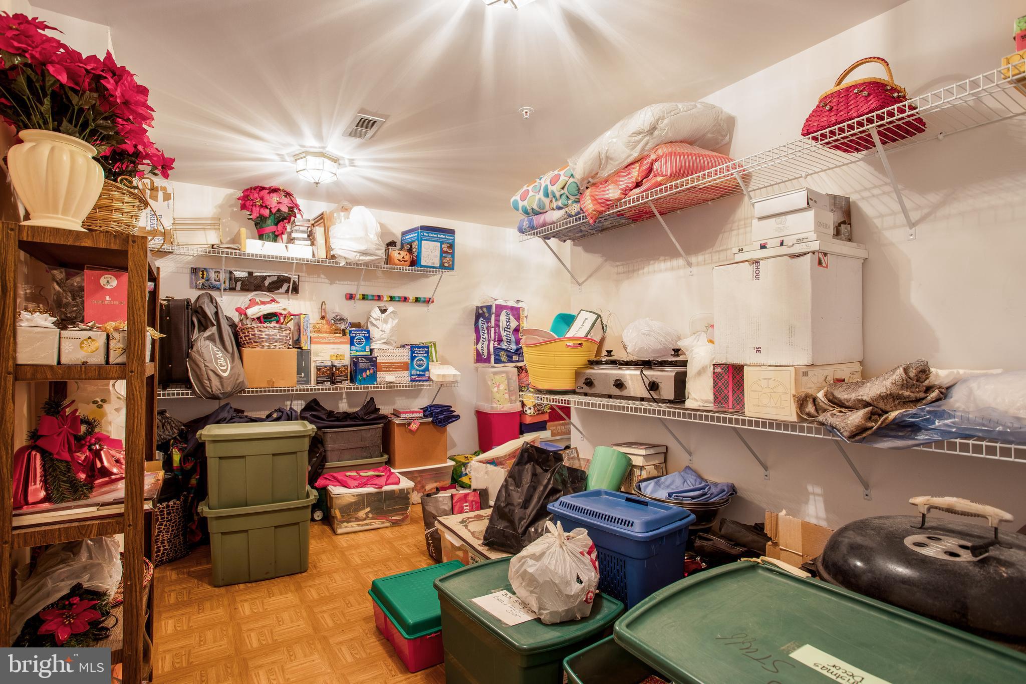 CHELTENHAM WOODS - Residential