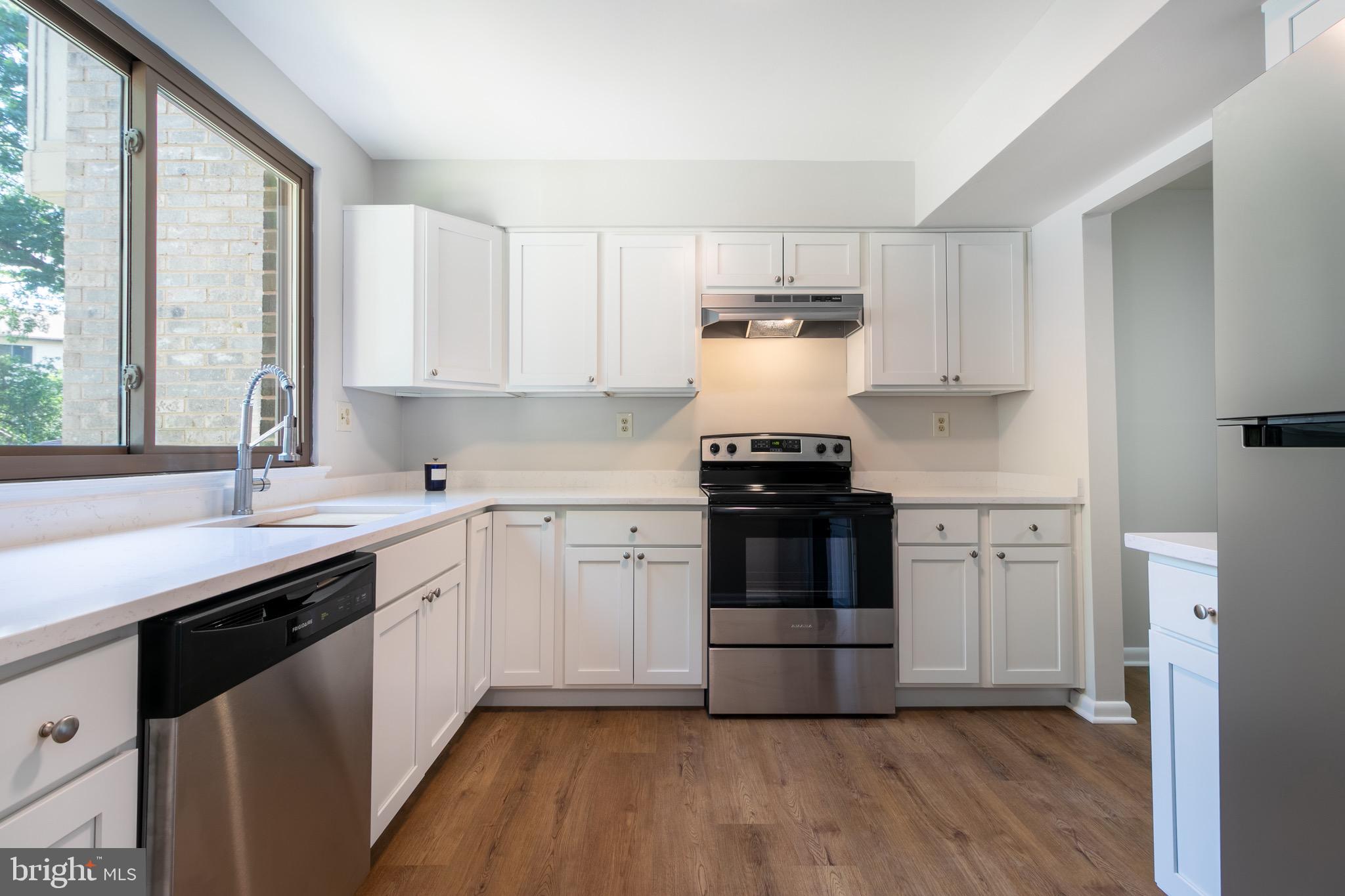 7104 ORA GLEN COURT