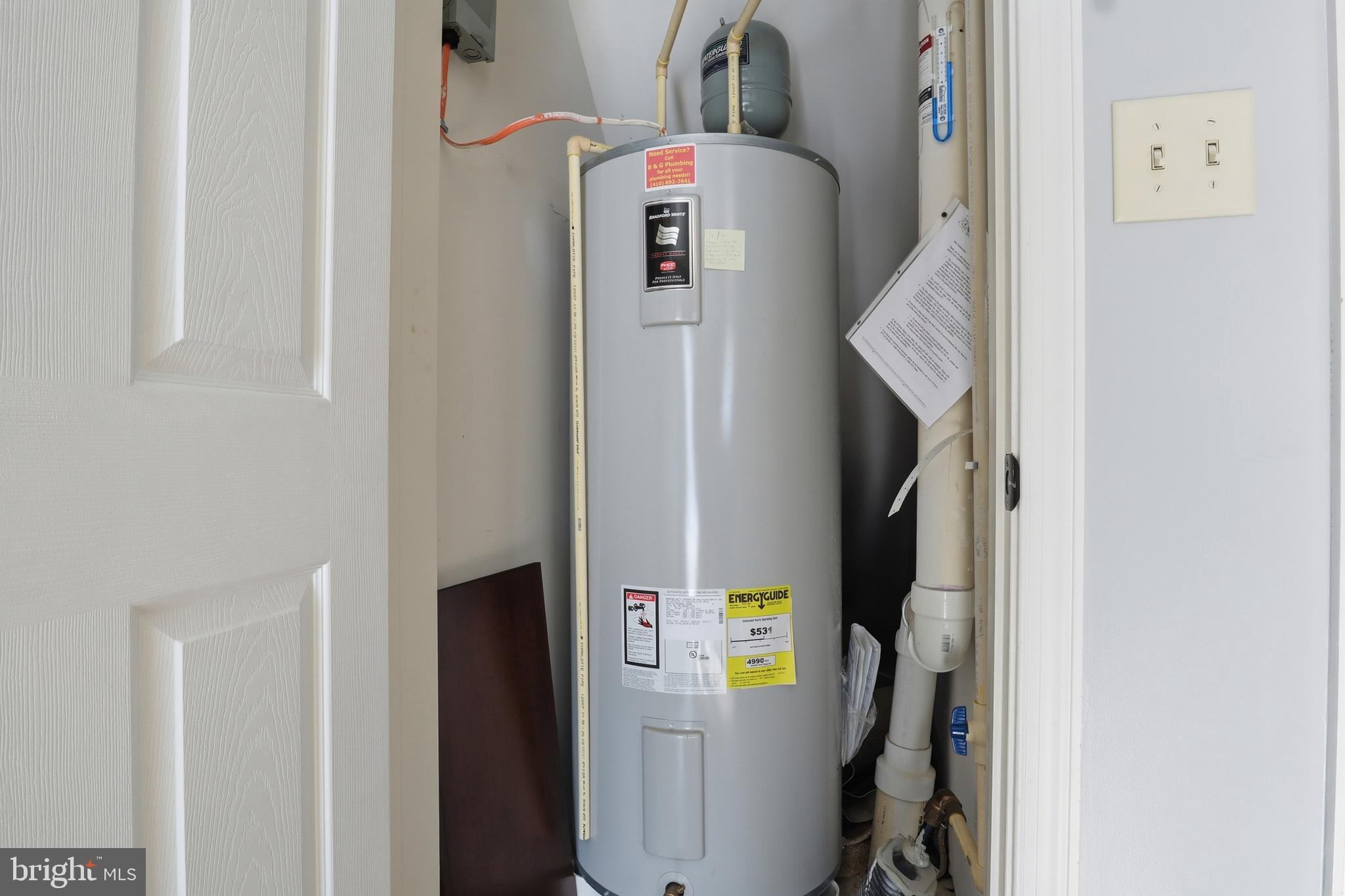 LAUREL VISTAS - Residential