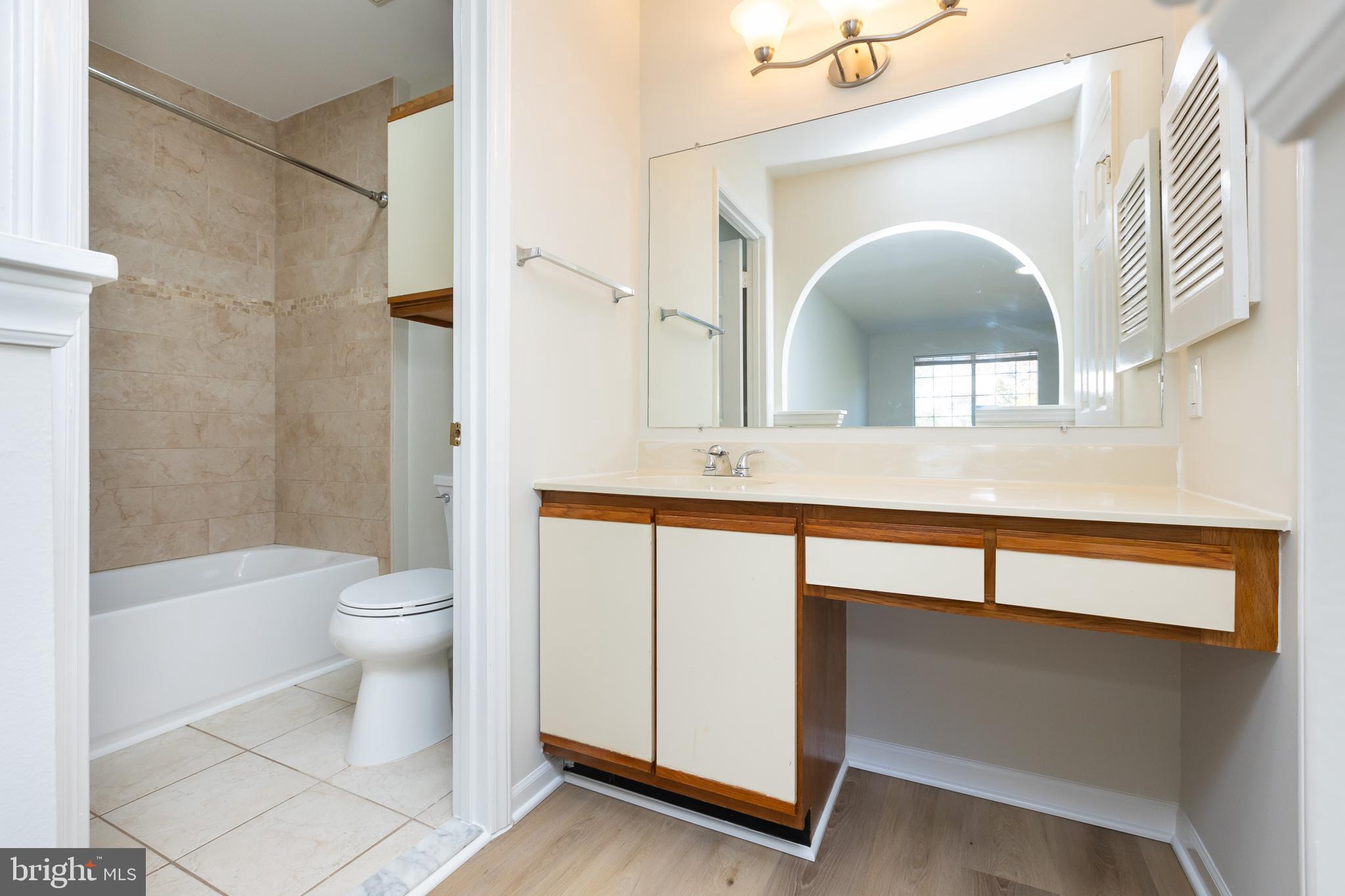 GABLES OF TUCKERMAN - Residential Lease