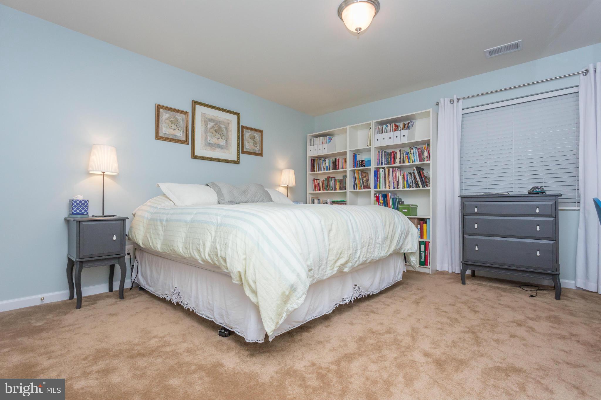 CARRIAGE HILL AT FALLS - Residential