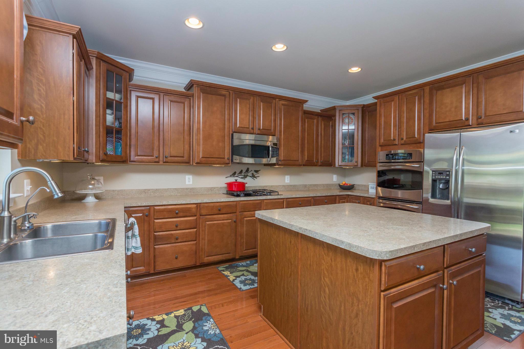 CARRIAGE HILL AT FALLS - Residential