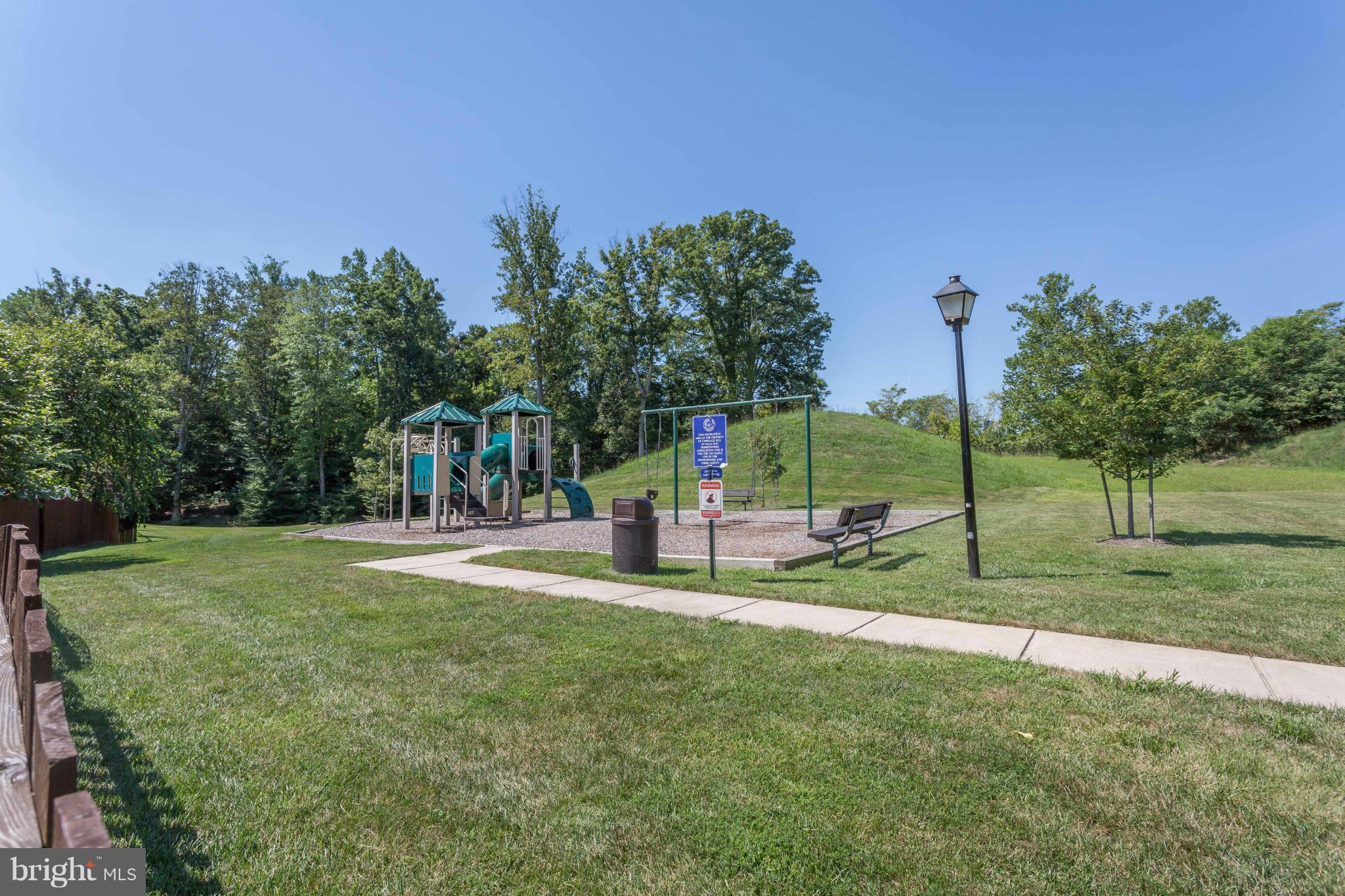 CARRIAGE HILL AT FALLS - Residential