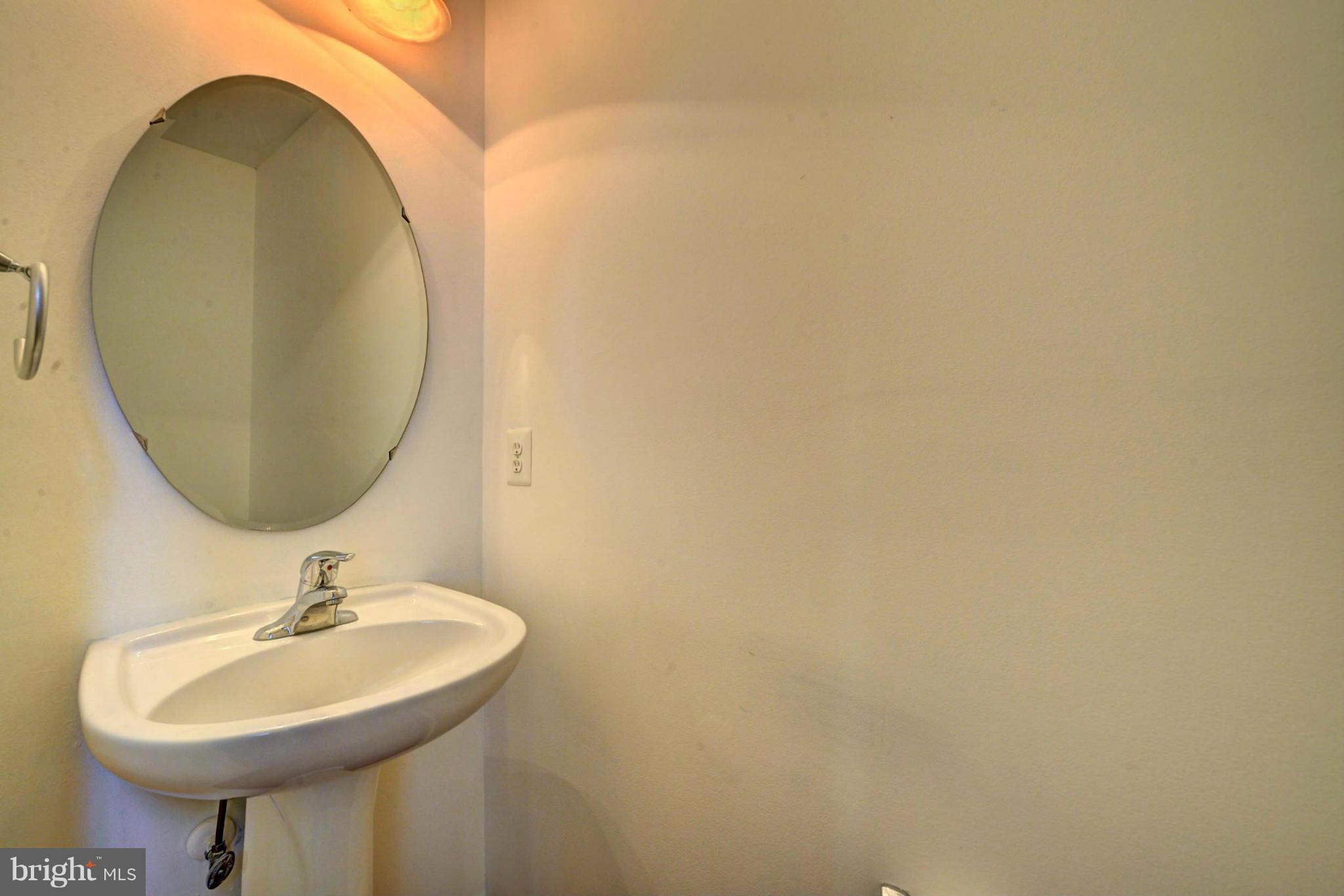 VILLAS AT THE RIDGES - Residential