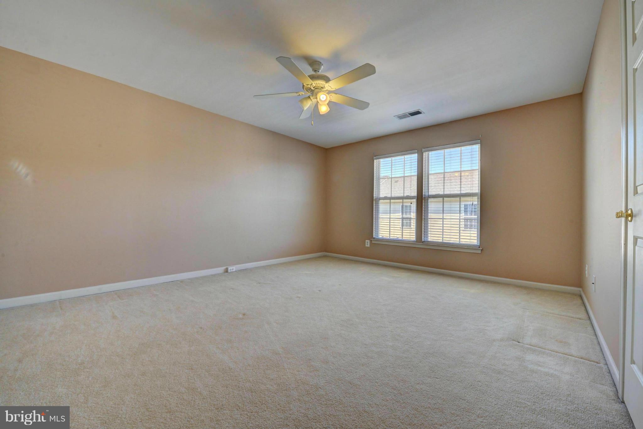 VILLAS AT THE RIDGES - Residential