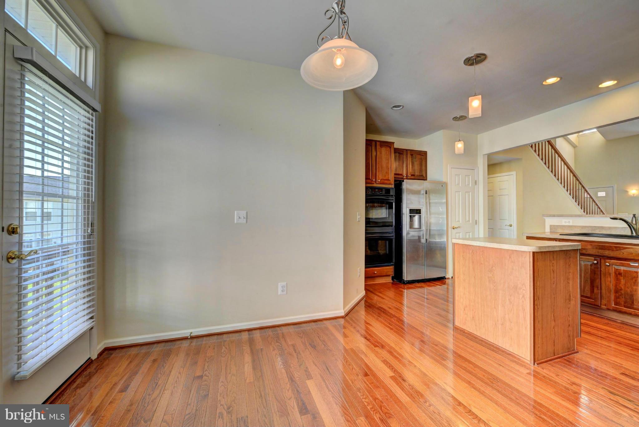 VILLAS AT THE RIDGES - Residential