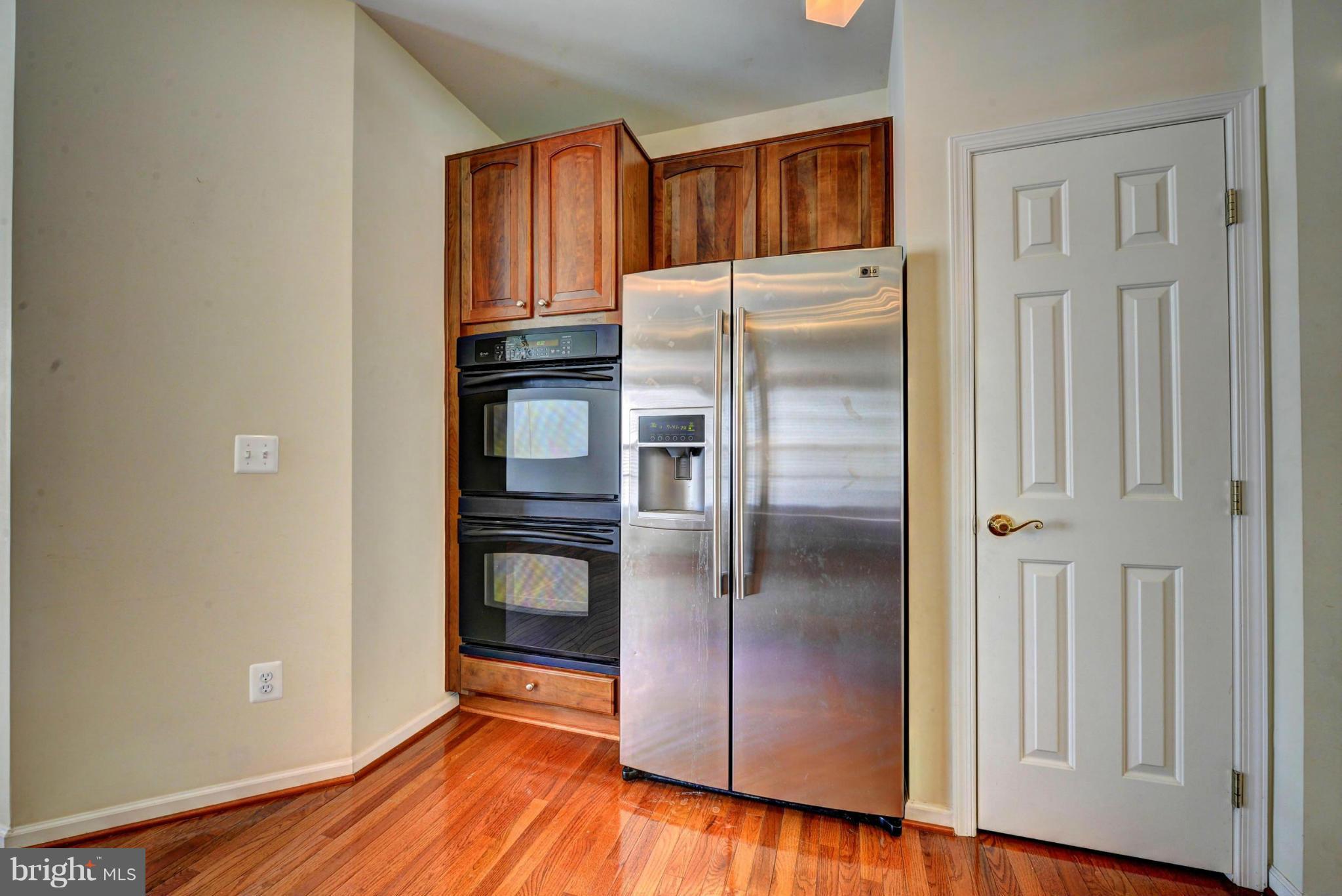 VILLAS AT THE RIDGES - Residential