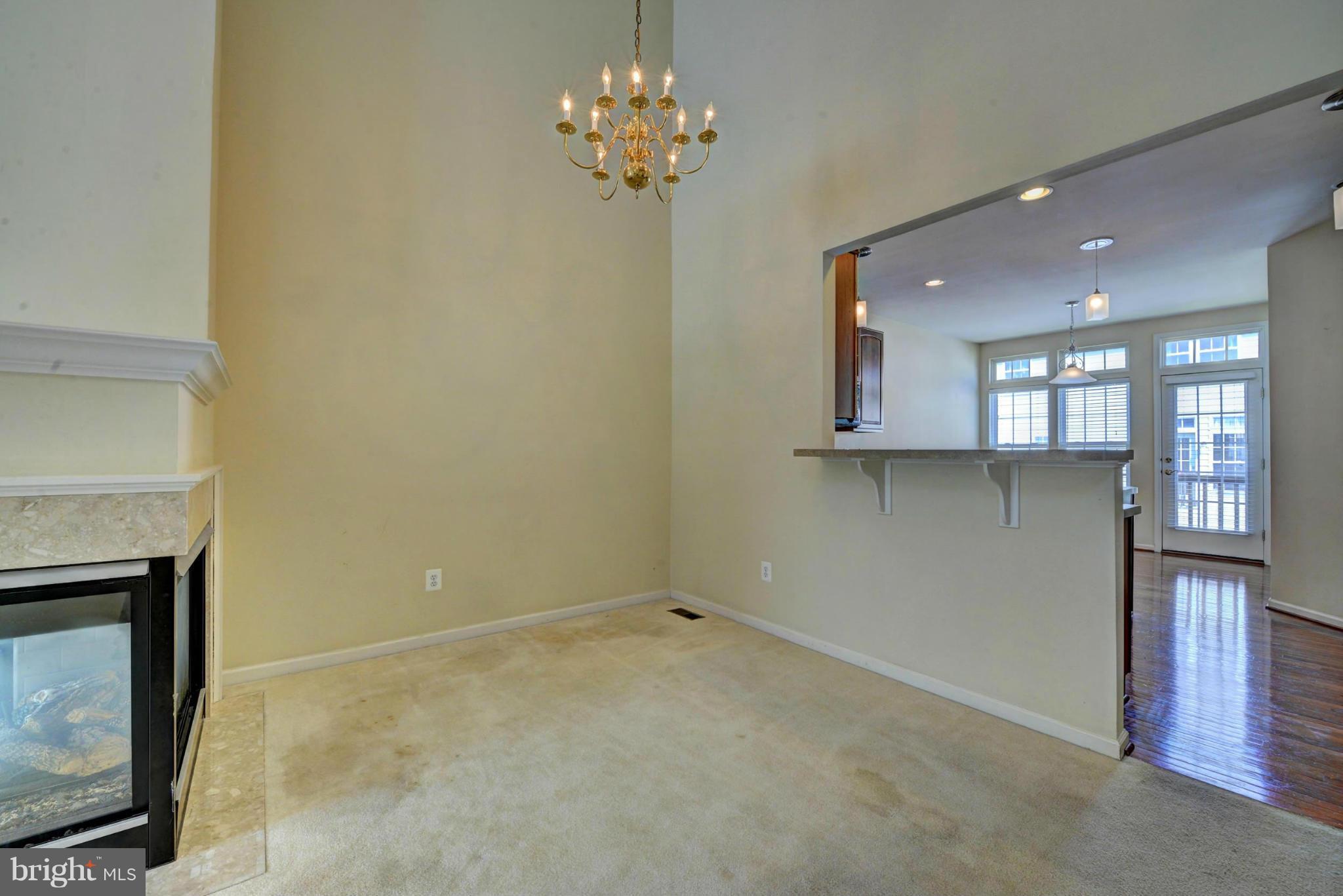 VILLAS AT THE RIDGES - Residential